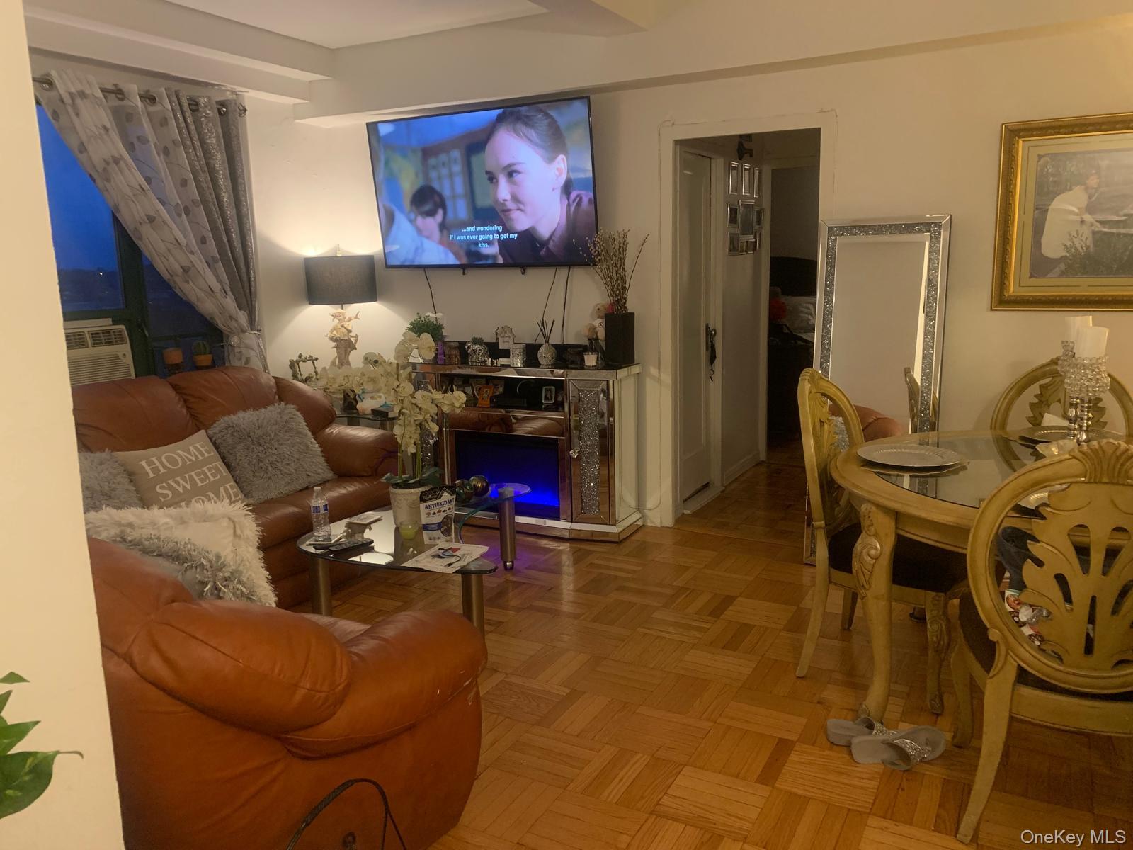 1700 Metropolitan Avenue, Unit 6D photo 4