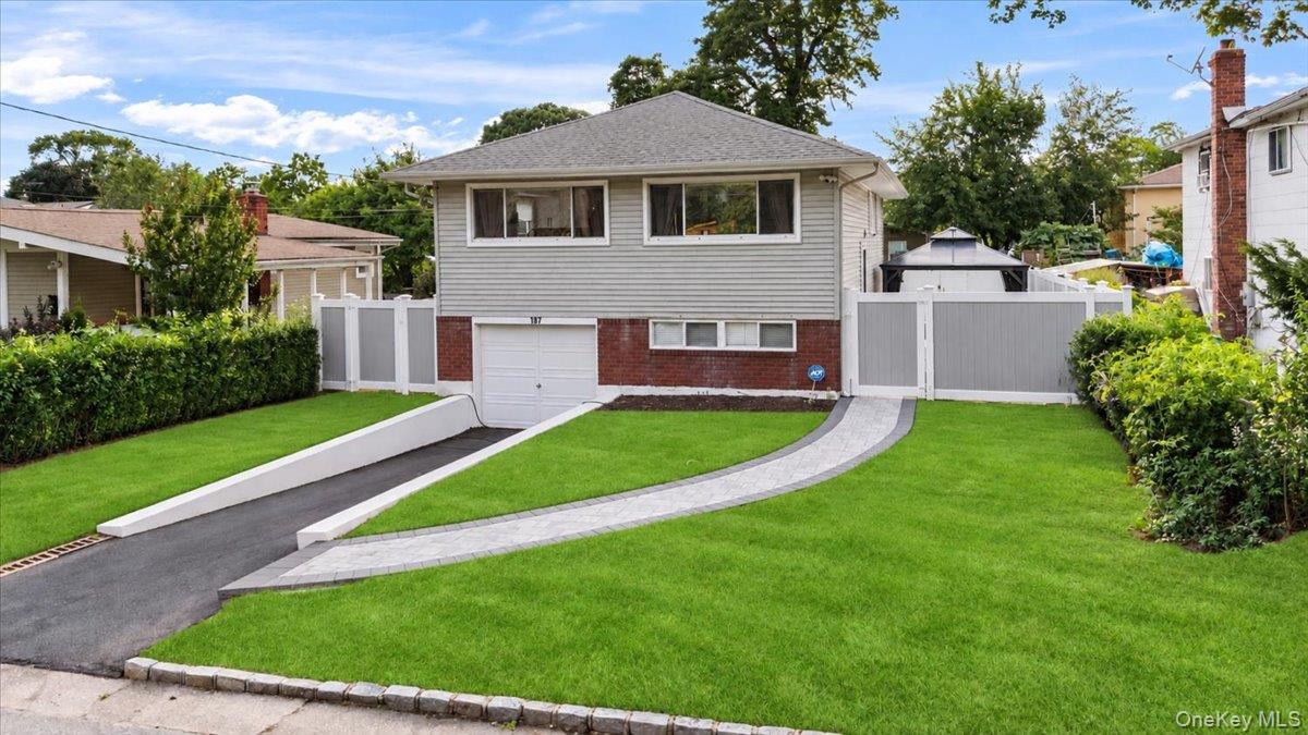 187 Catherine Street – For Sale