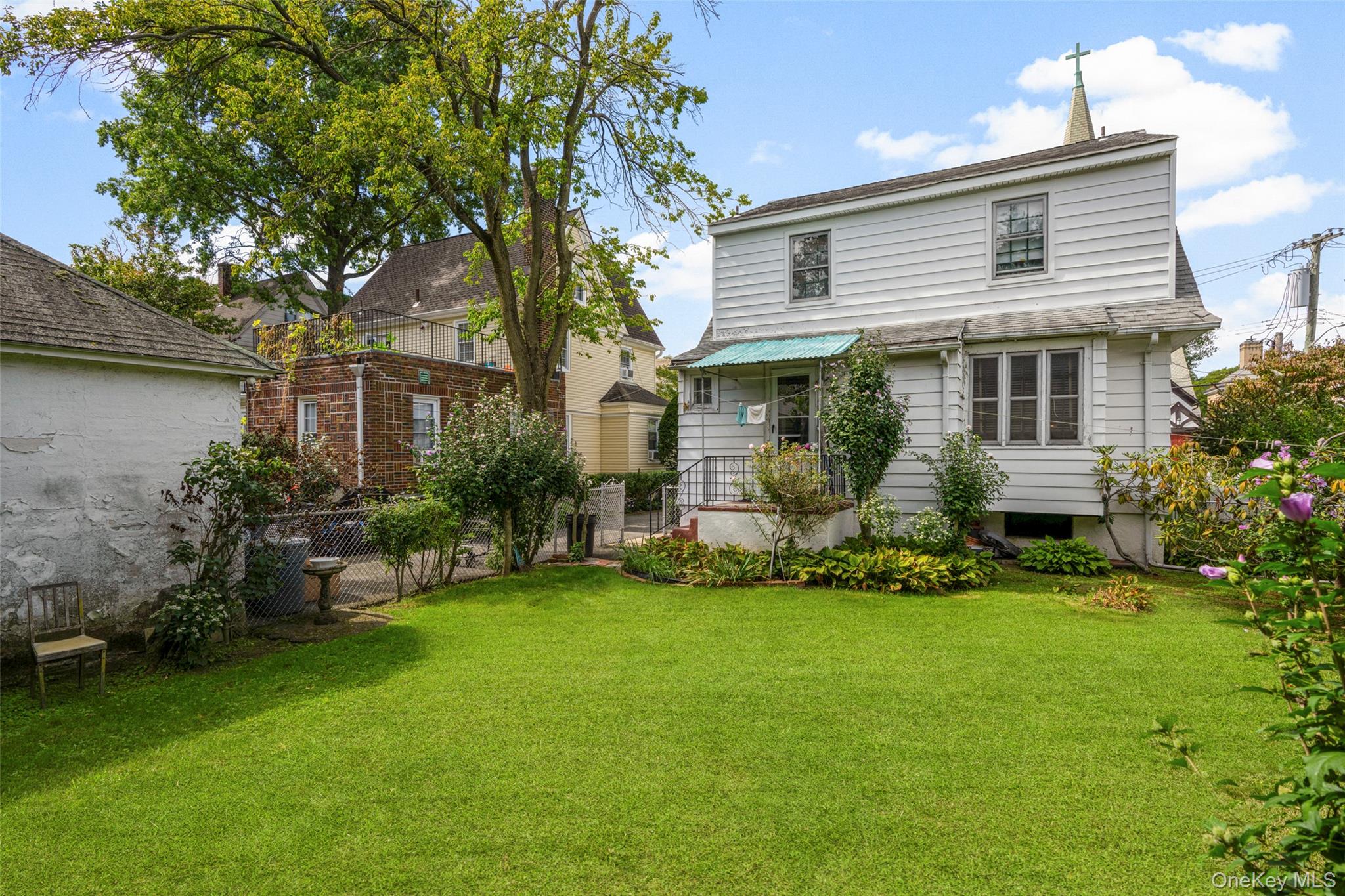 18 Second Avenue – For Sale photo 18