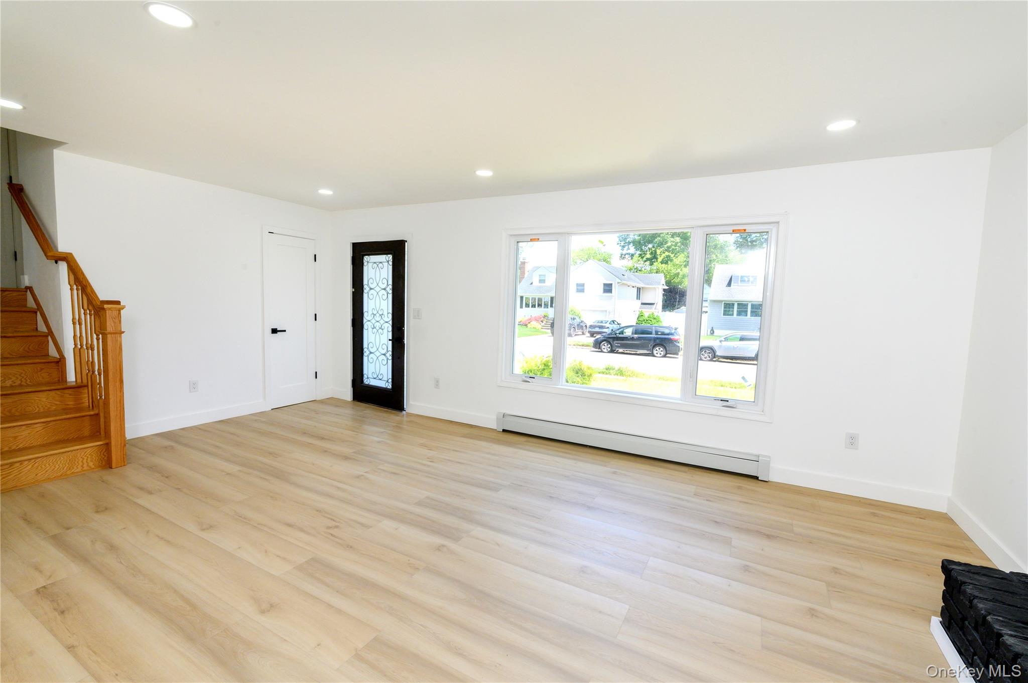 1282 Allen Drive – For Sale