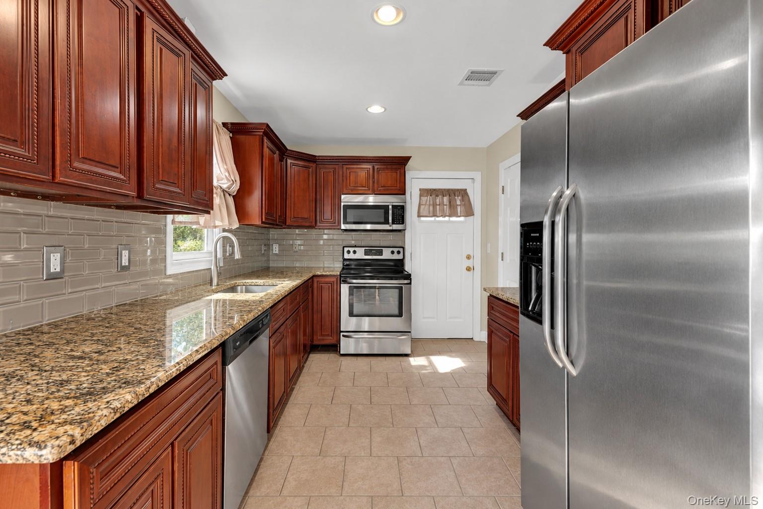 11 Palm Street – For Sale photo 8
