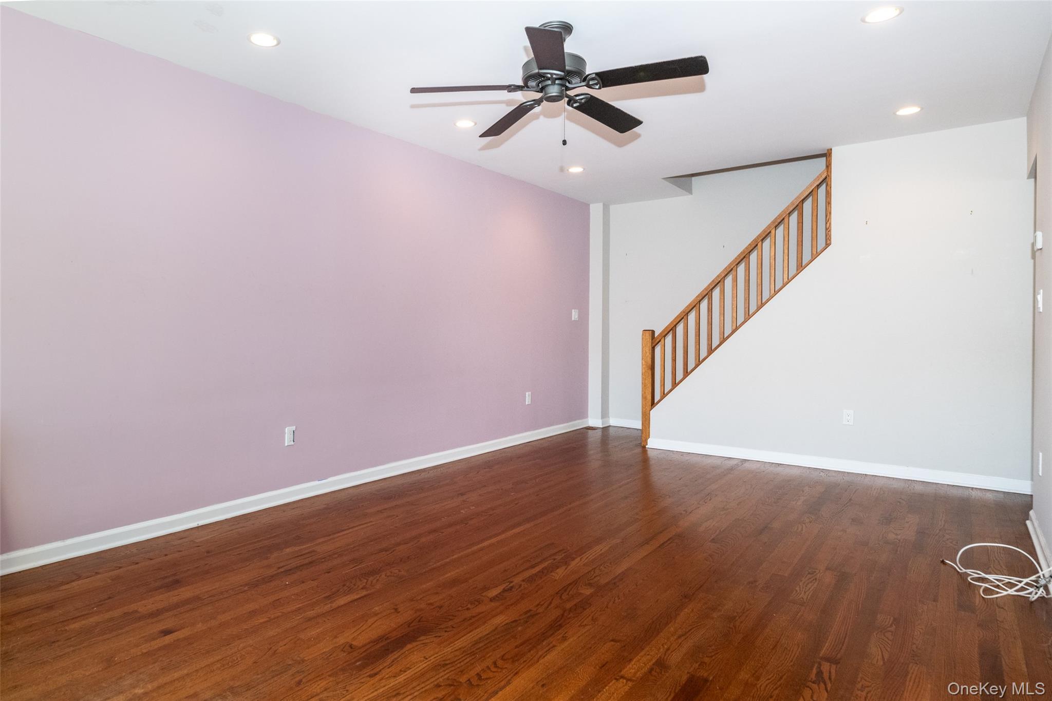 7 Ronalds Avenue – For Rent photo 5