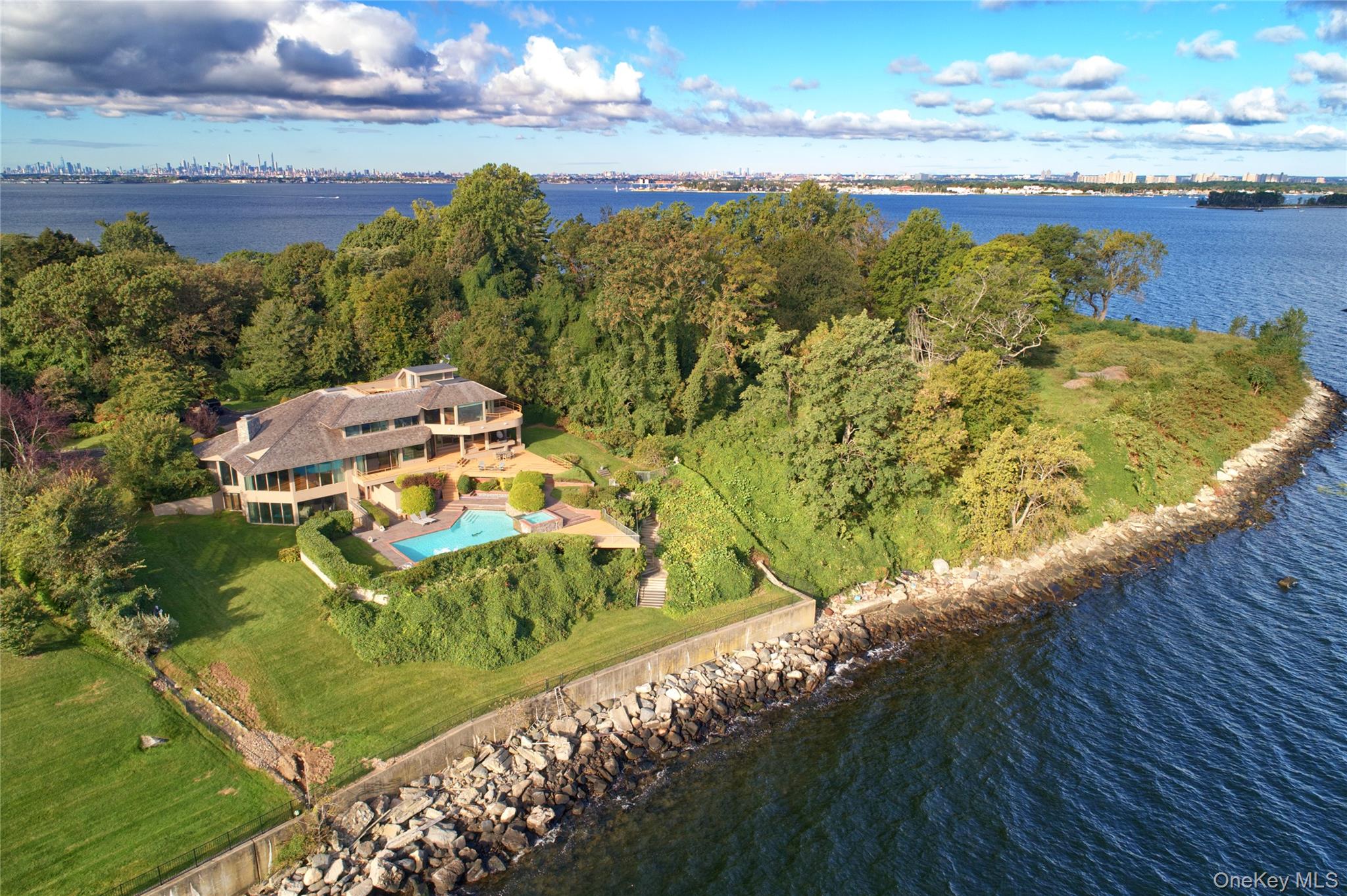 15 Gatsby Lane – For Sale