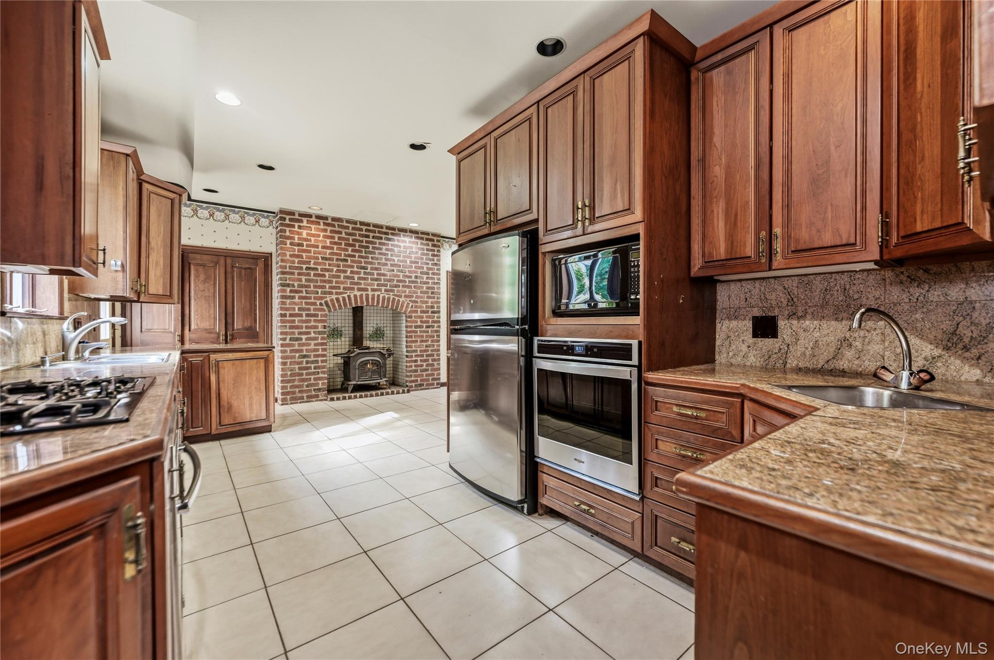 51 Lake Avenue – For Sale photo 12