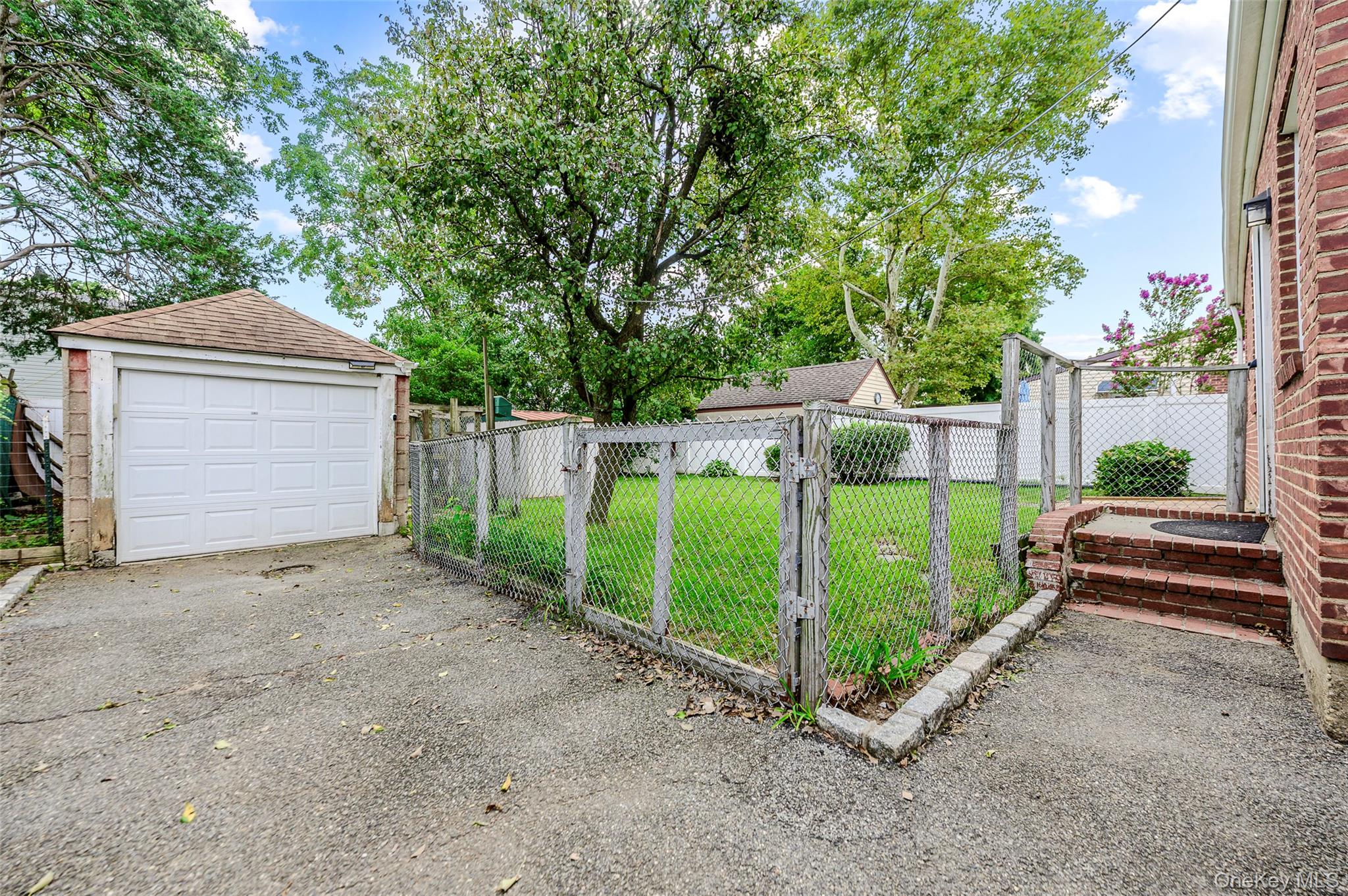 596 Irving Street – For Sale photo 22