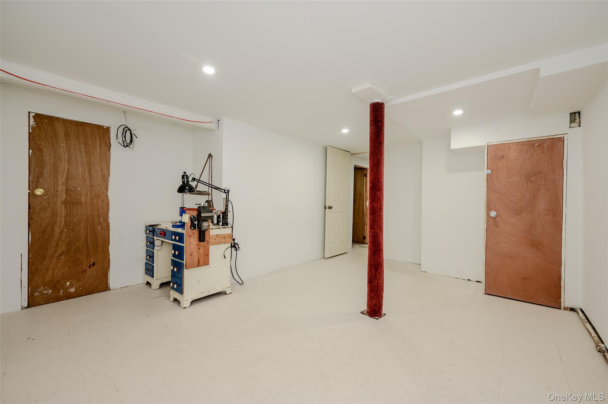 596 Irving Street – For Sale photo 3