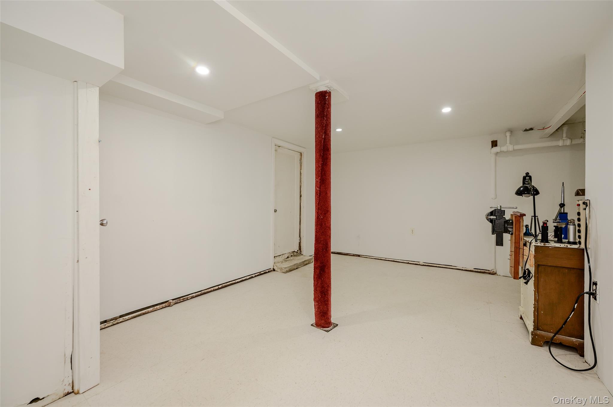 596 Irving Street – For Sale photo 4