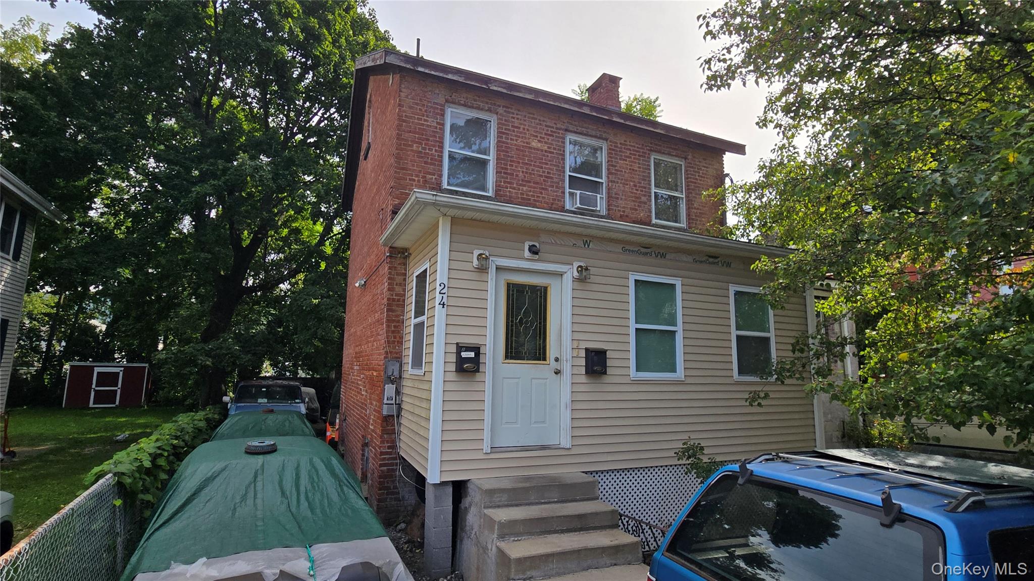 24 S Elm Street – For Sale