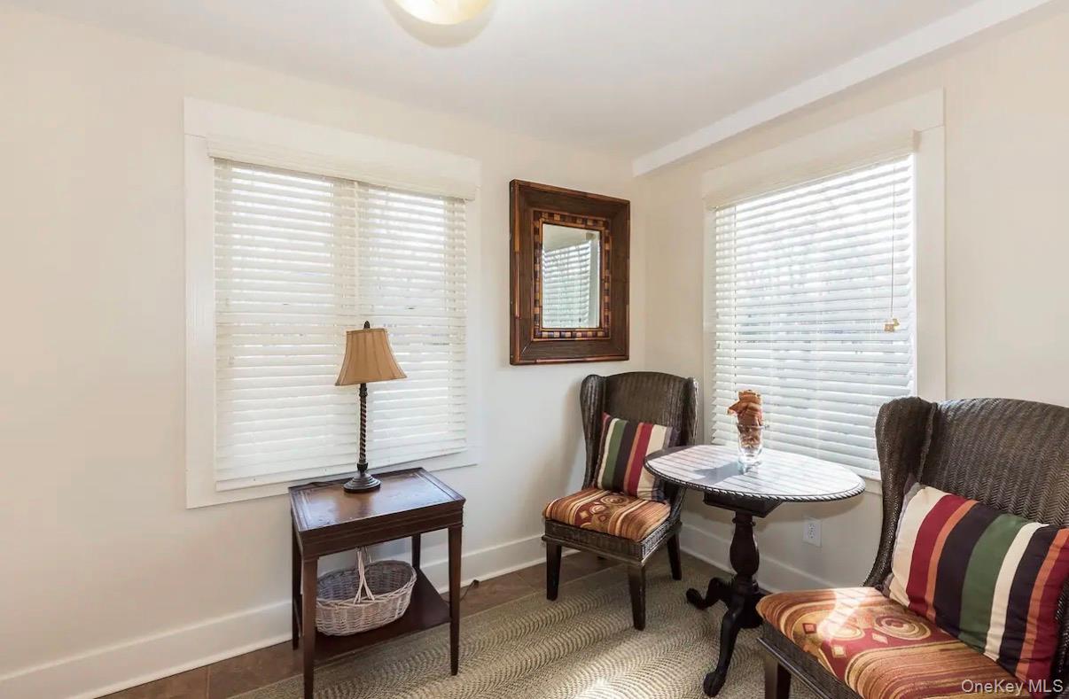 572 Montauk Highway – For Rent photo 3