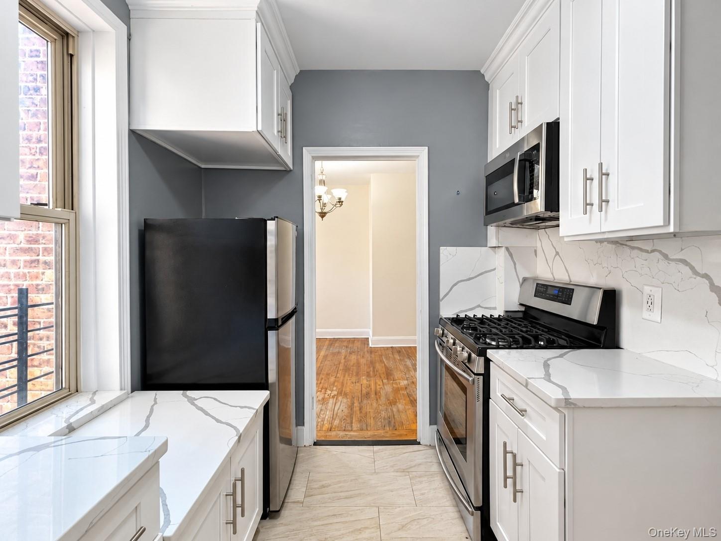 43-10 48 Avenue, Unit 4o photo 3