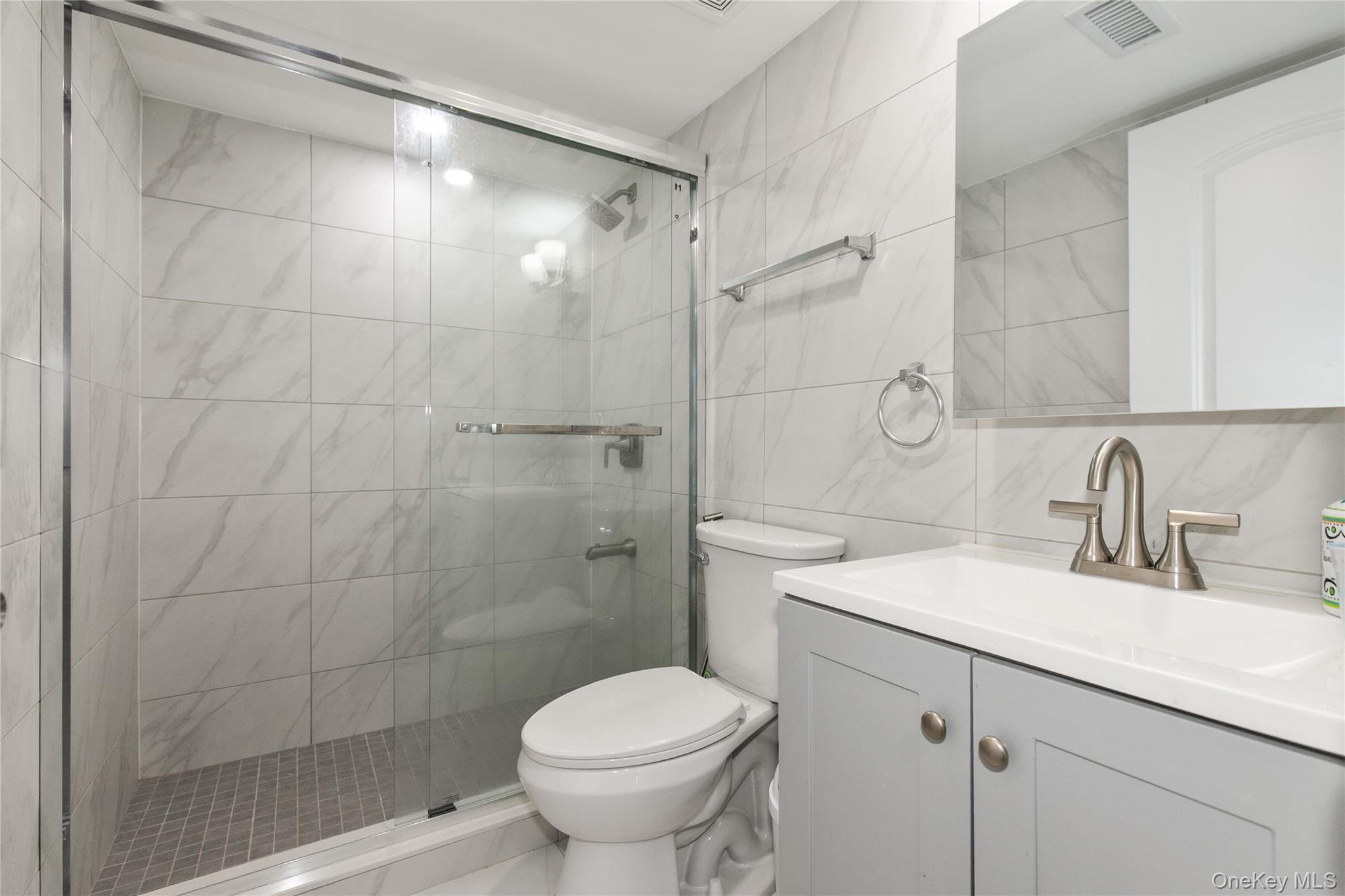 1519 New Hyde Park Drive – For Sale photo 39