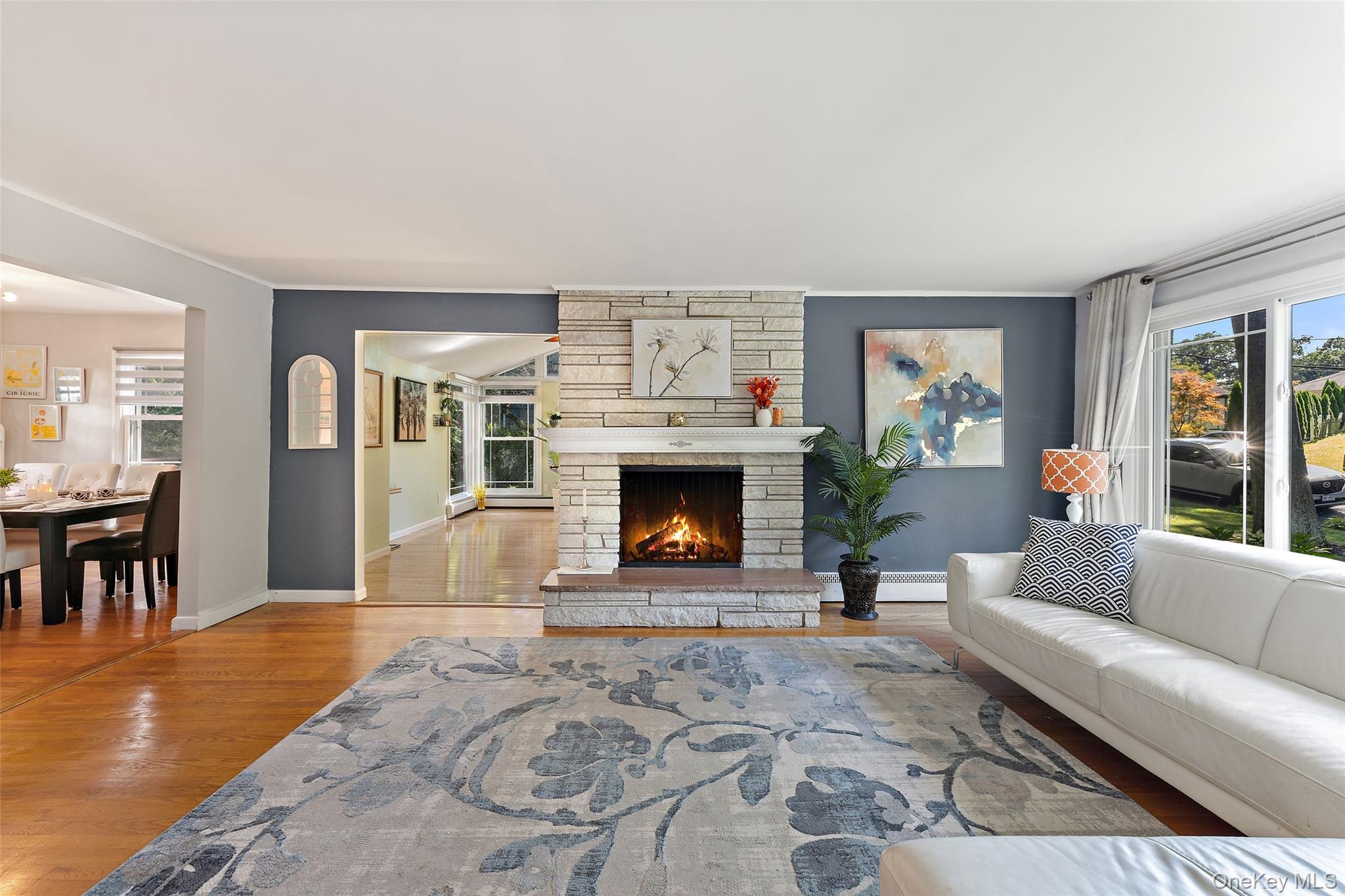 12 Longspur Road – For Sale photo 4