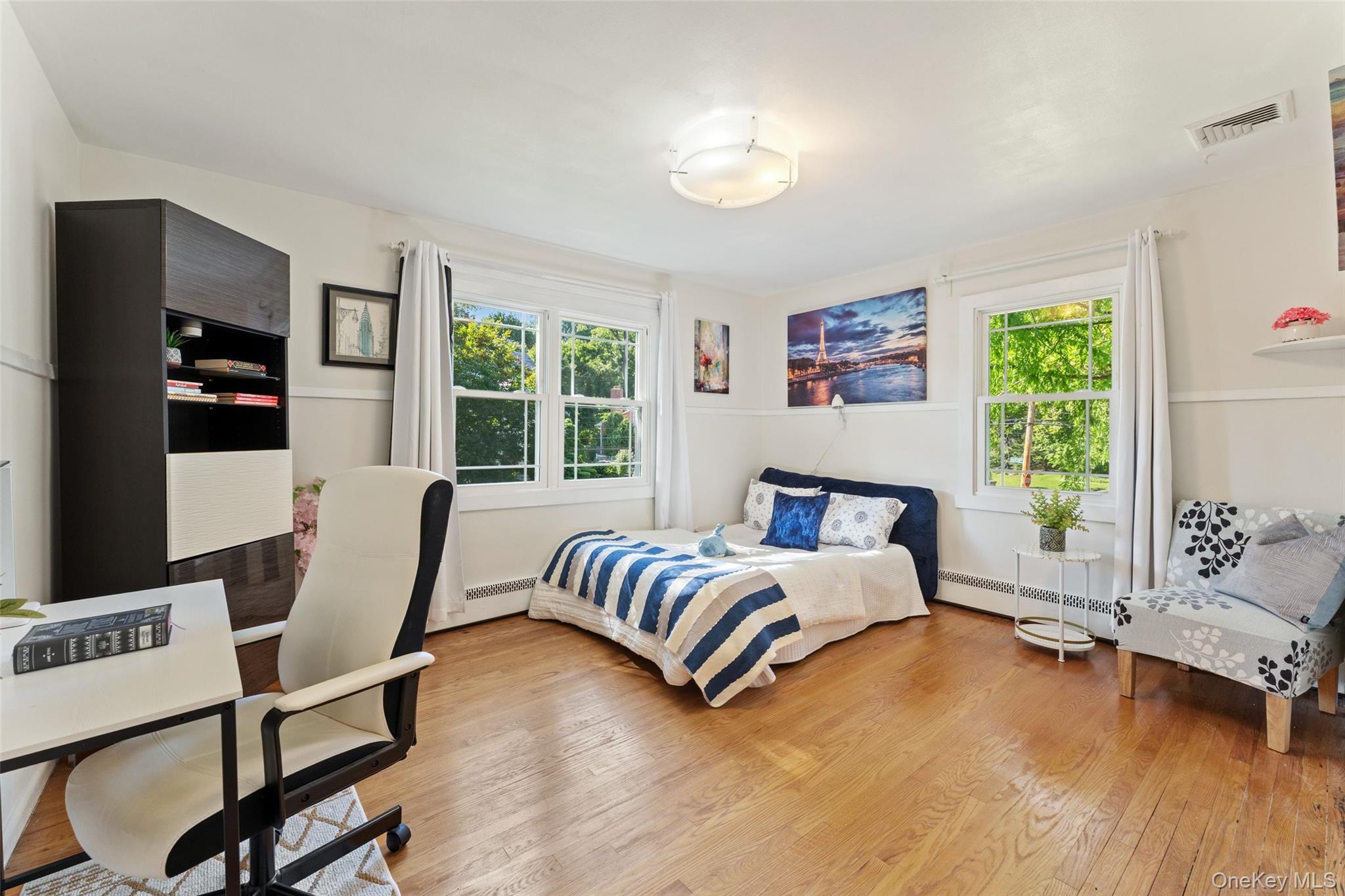 12 Longspur Road – For Sale photo 14