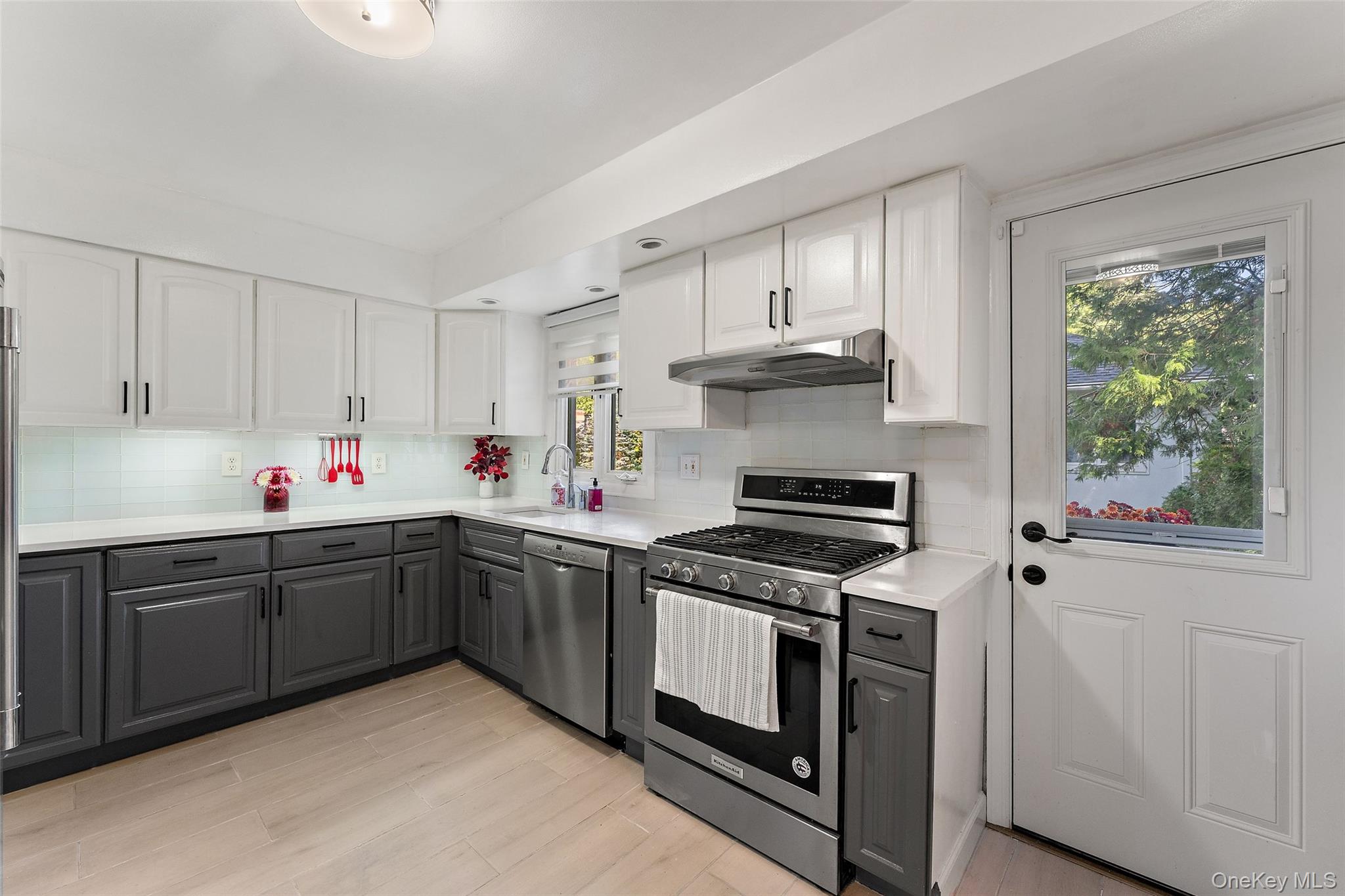 12 Longspur Road – For Sale photo 6