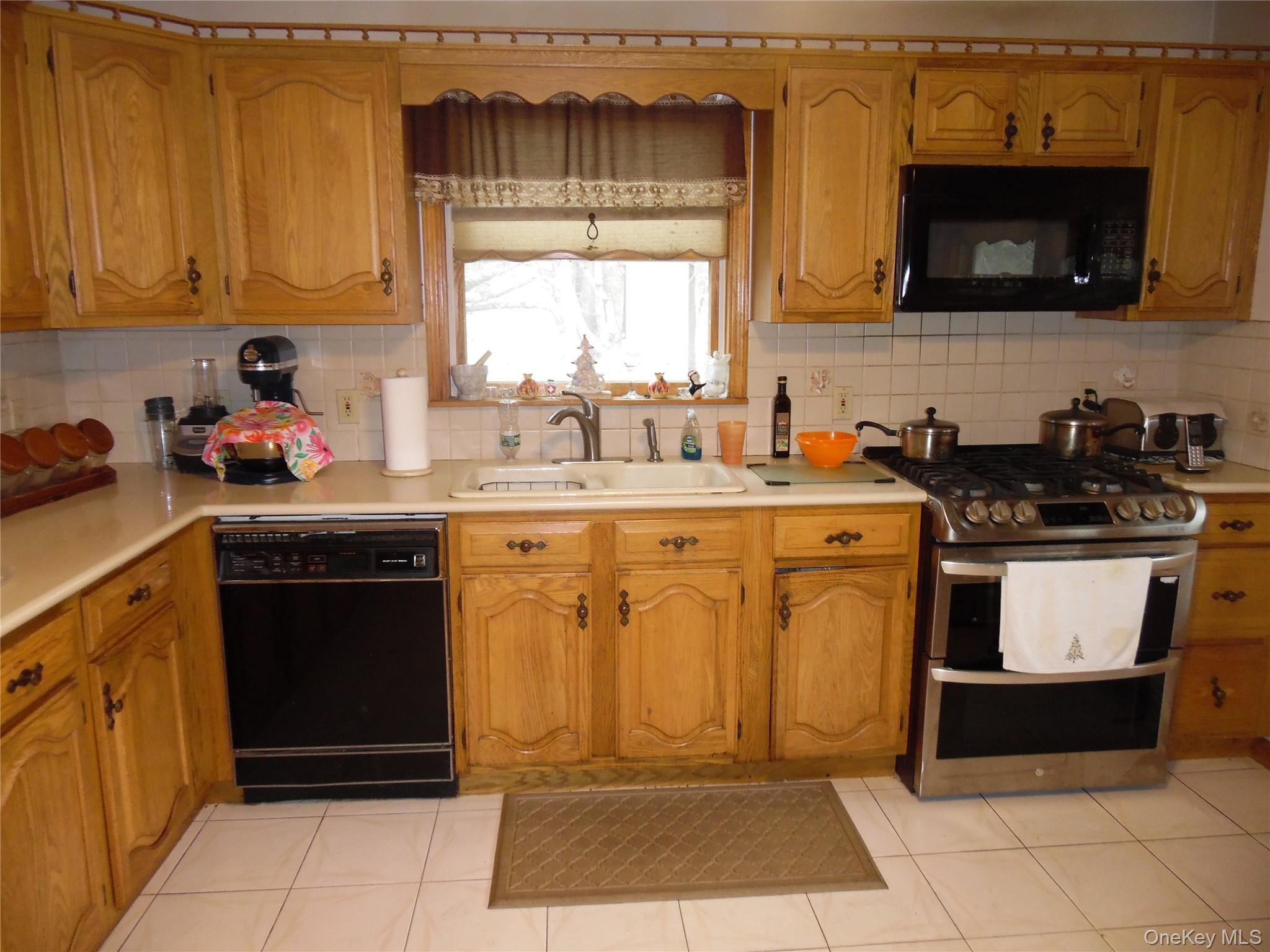176 Post Hill Road – For Rent photo 6