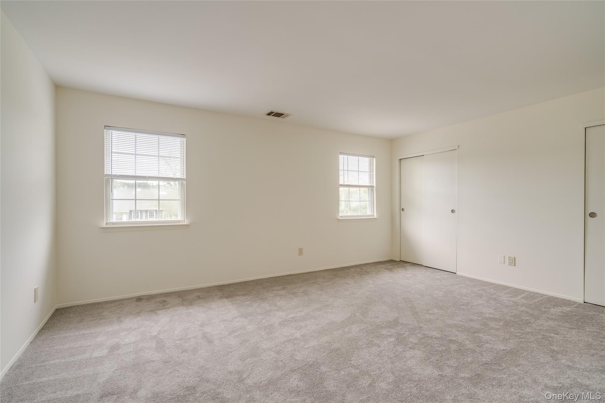 122 Woodlake Drive W – For Rent photo 9