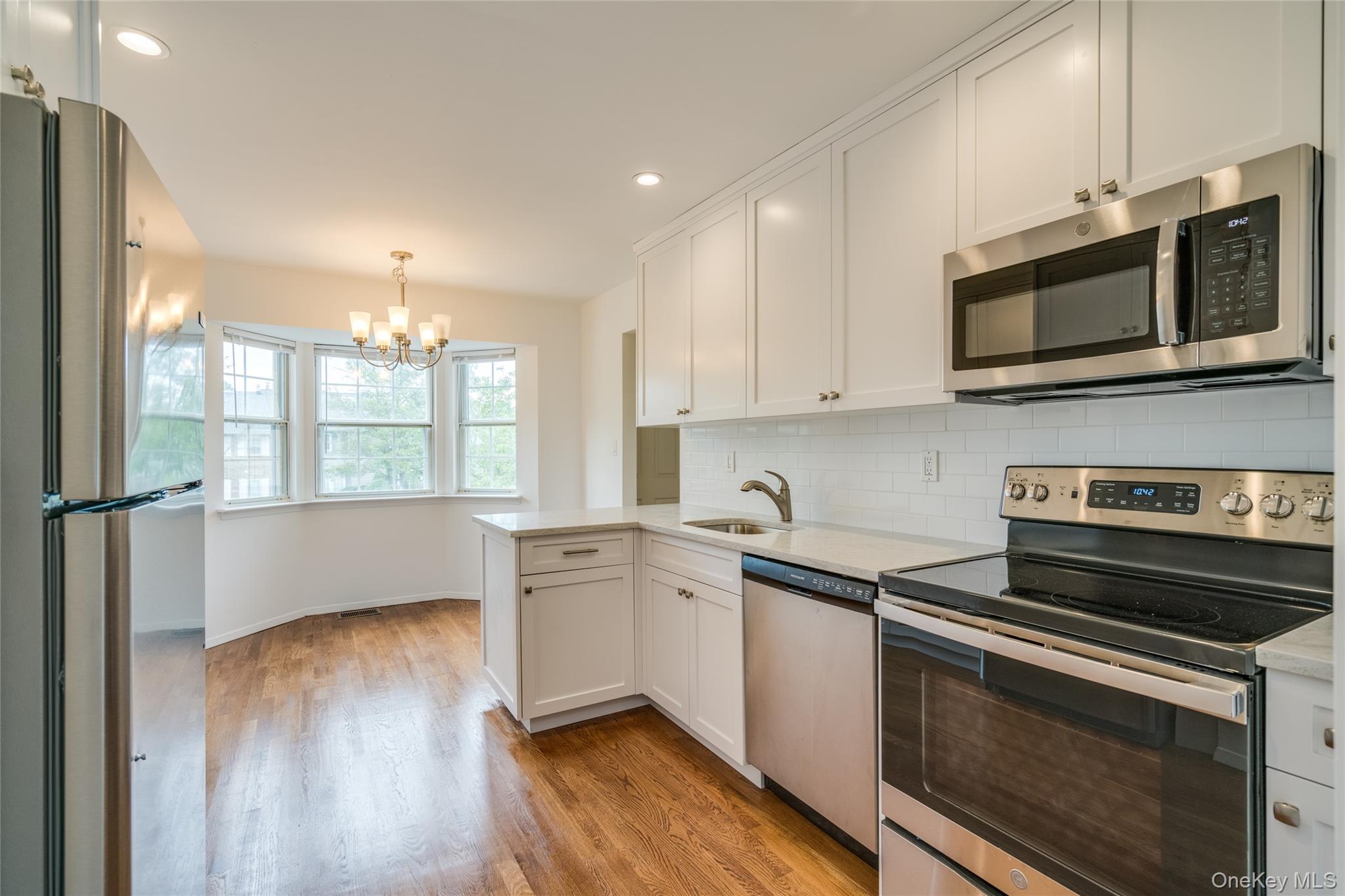 122 Woodlake Drive W – For Rent photo 6