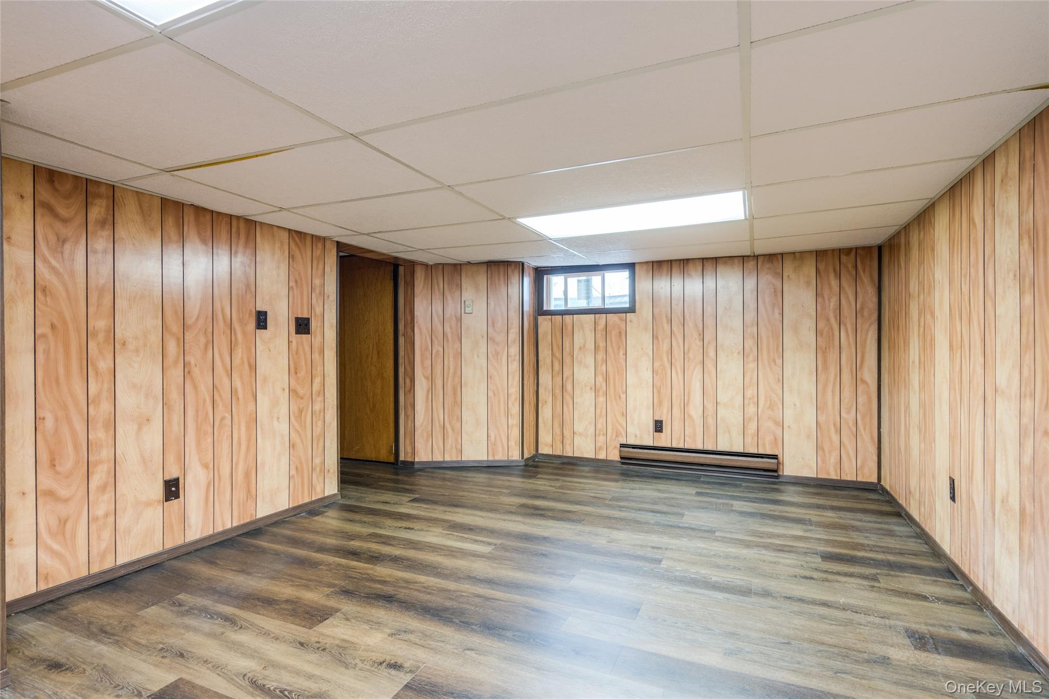 122 Woodlake Drive W – For Rent photo 14