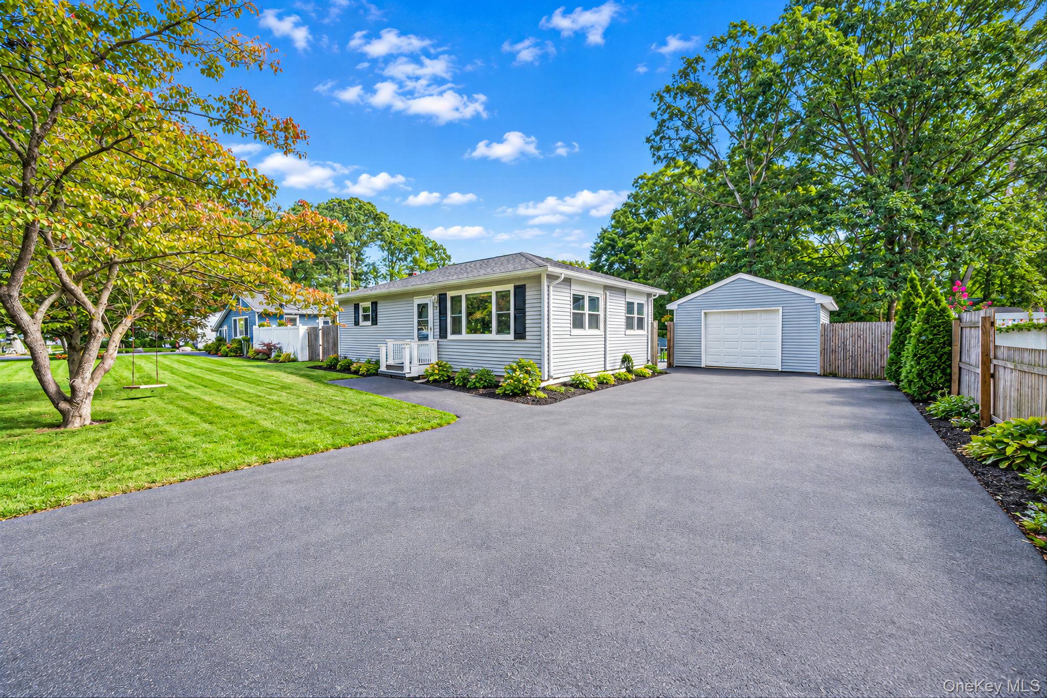 33 Pine Cone Street – For Sale photo 8