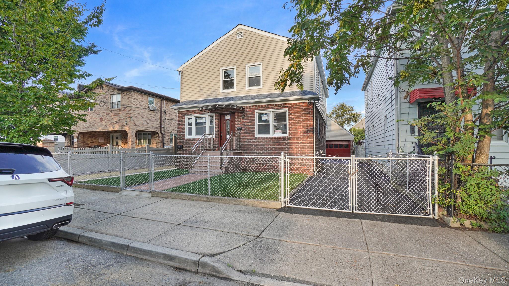 124-23 135th Place – For Sale photo 43