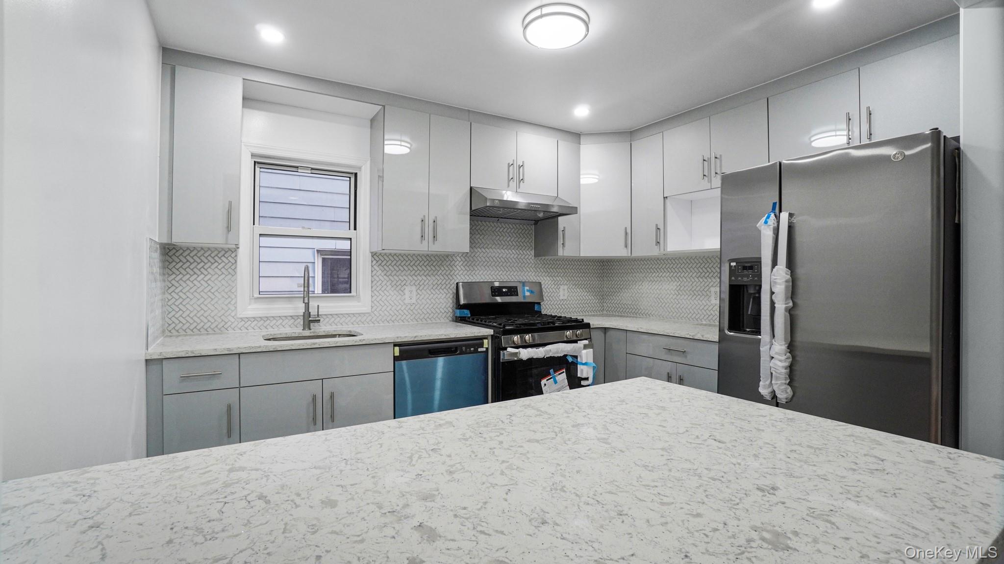 124-23 135th Place – For Sale photo 11