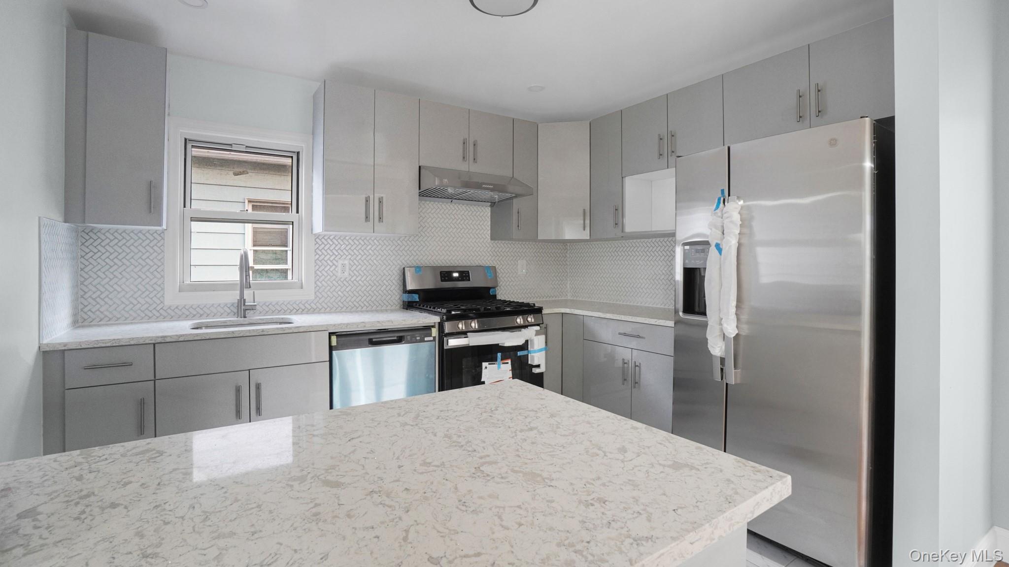 124-23 135th Place – For Sale photo 34