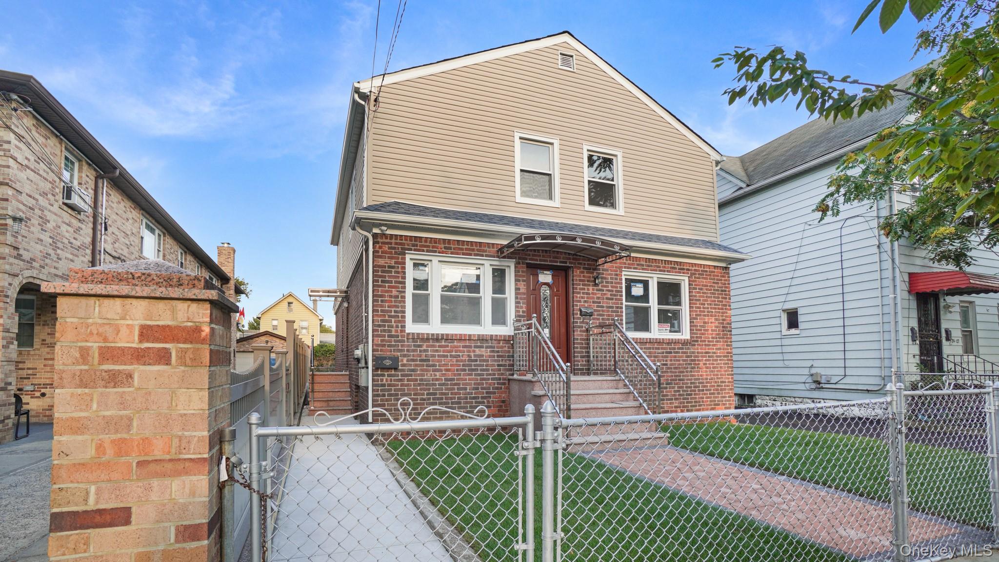124-23 135th Place – For Sale photo 2