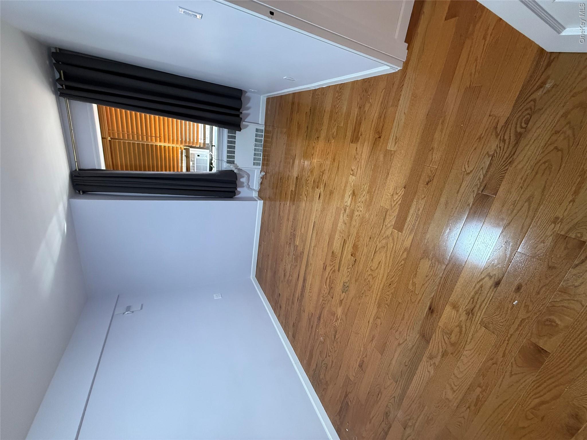 139-10 28th Road, Unit 6C photo 6