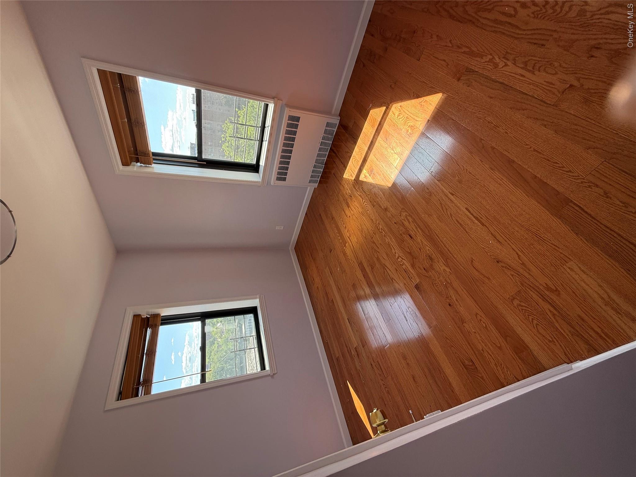 139-10 28th Road, Unit 6C photo 5