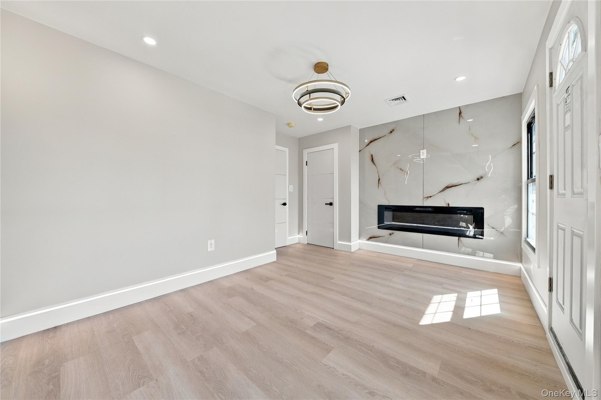 105-19 189th Street – For Sale photo 24