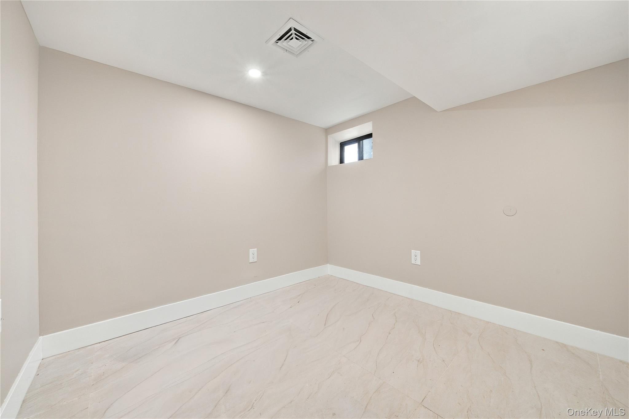 105-19 189th Street – For Sale photo 12