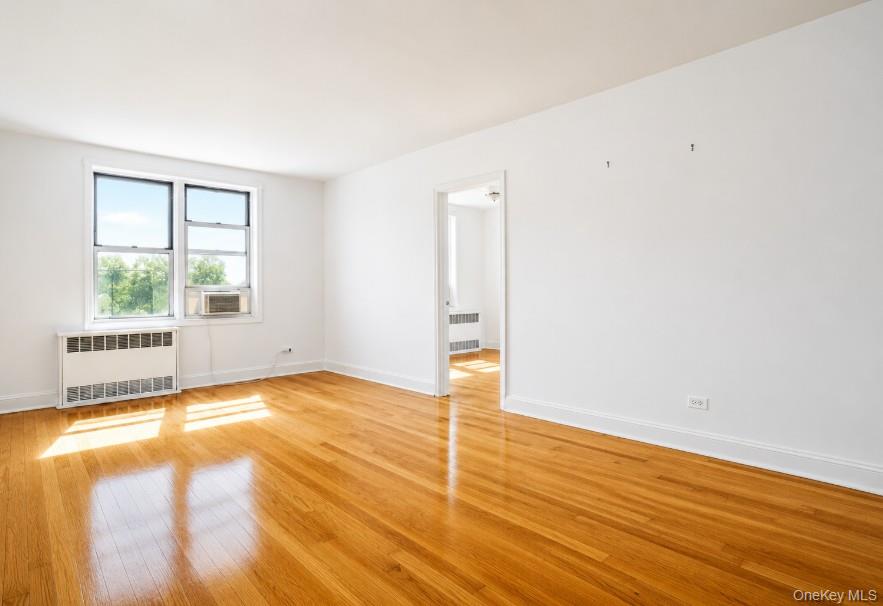 6345 Saunders Street, Unit 3E photo 2