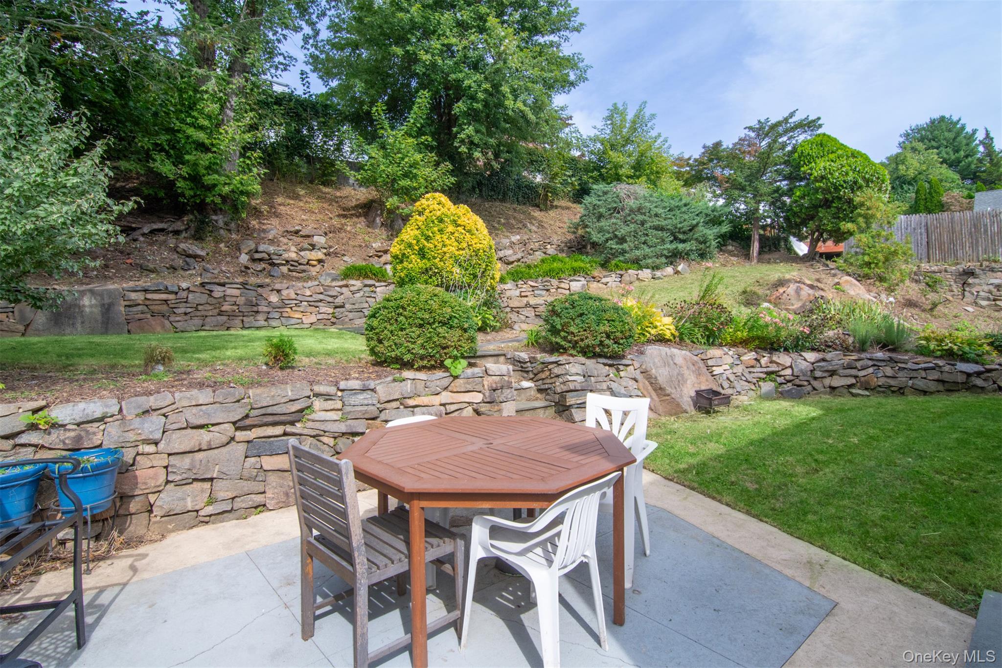 27 White Plains Avenue – For Sale photo 16