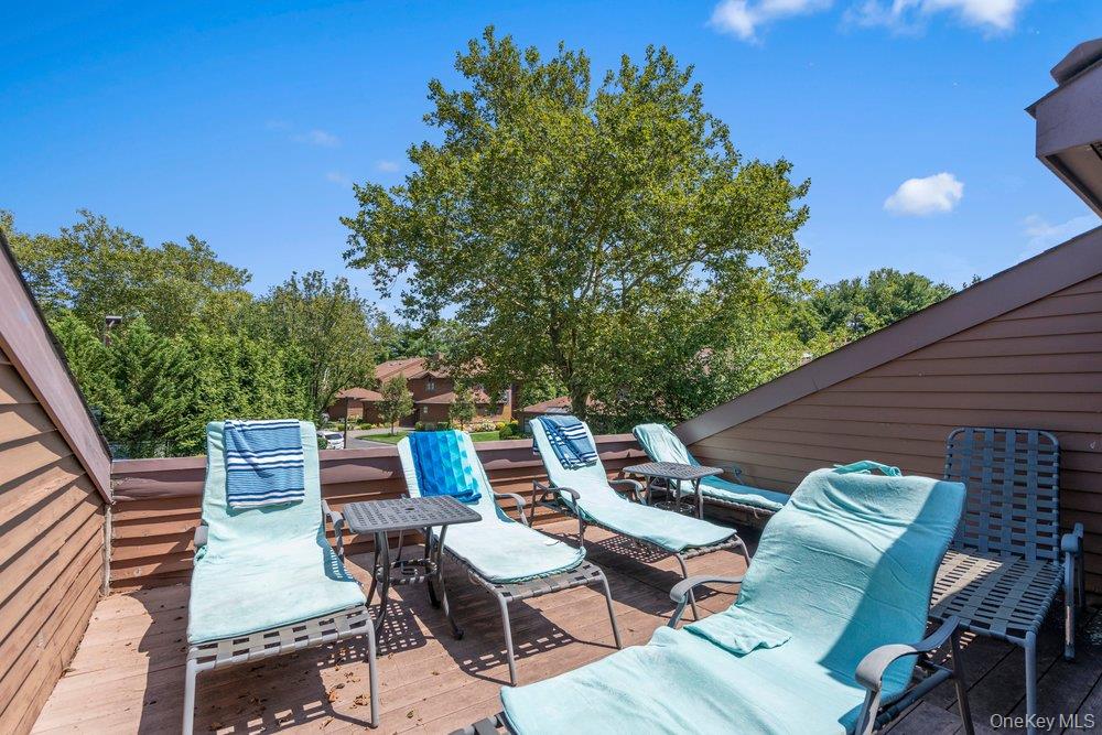 20 Hunt Court S – For Sale photo 34