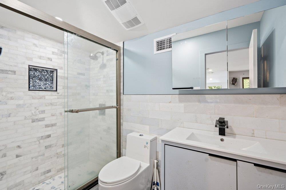 20 Hunt Court S – For Sale photo 23