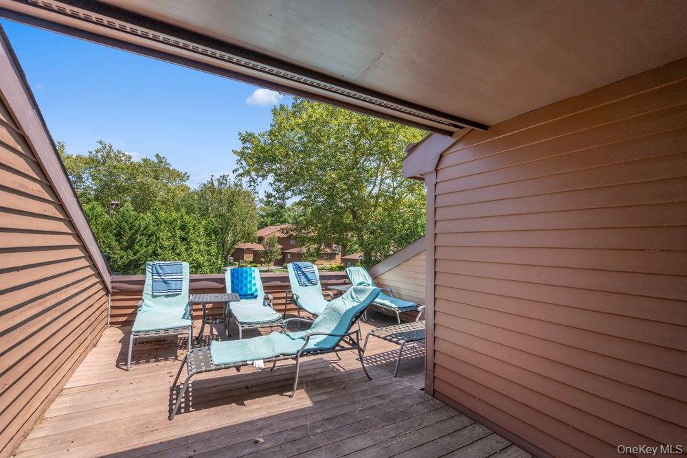 20 Hunt Court S – For Sale photo 37