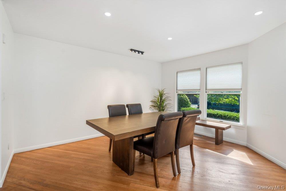 20 Hunt Court S – For Sale photo 10
