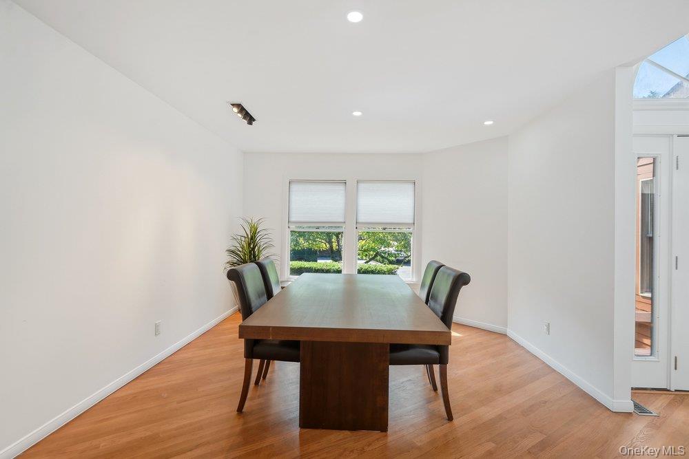 20 Hunt Court S – For Sale photo 12