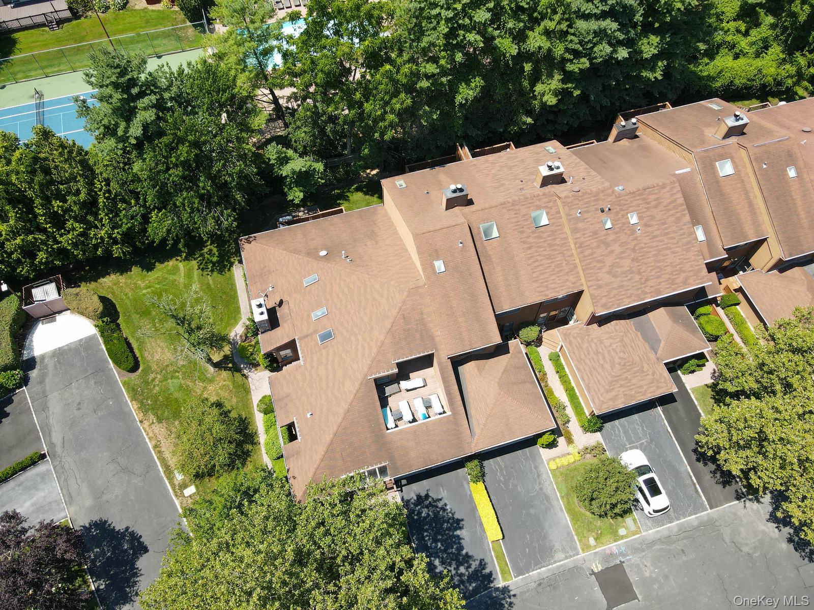 20 Hunt Court S – For Sale photo 44