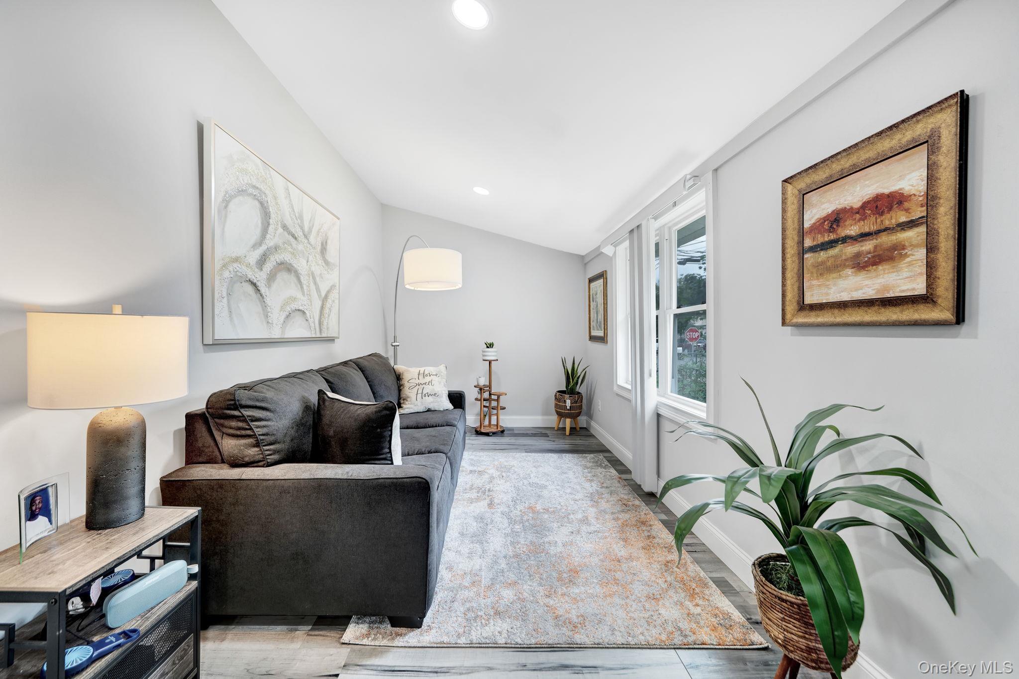 110 N Park Avenue – For Sale photo 3