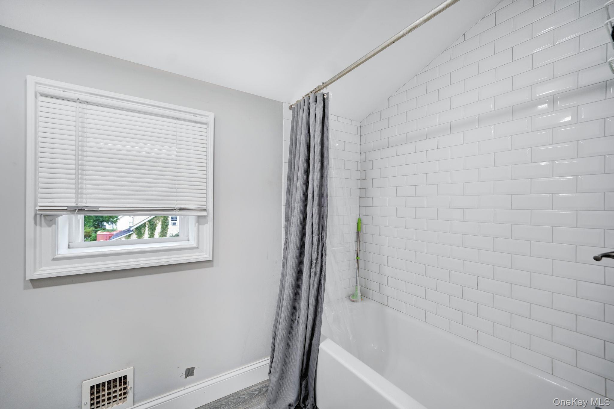 110 N Park Avenue – For Sale photo 28