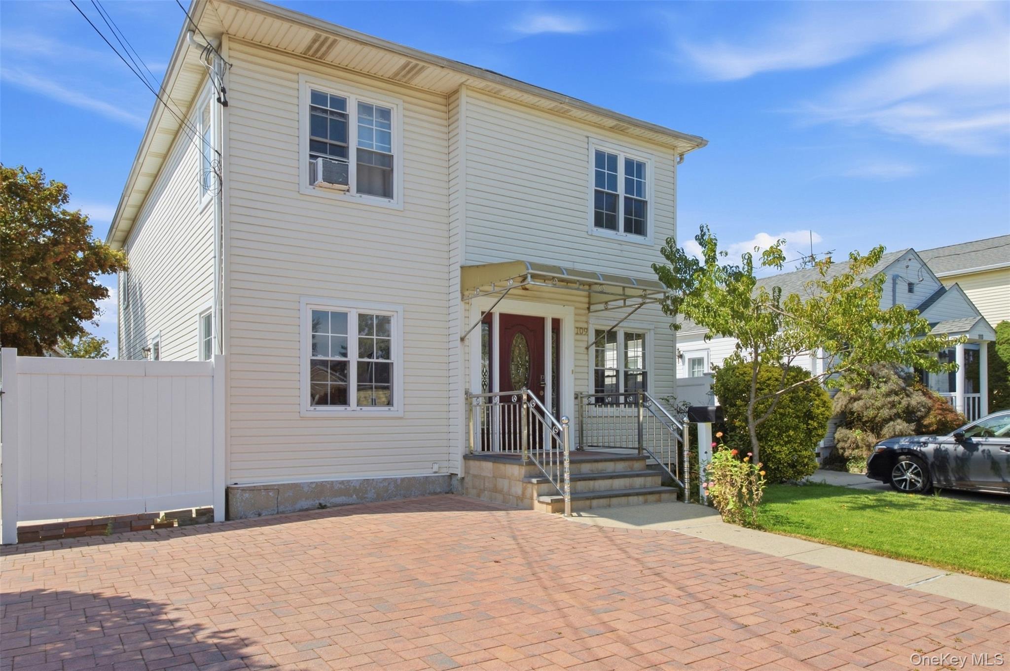 109 Gordon Avenue – For Sale photo 3