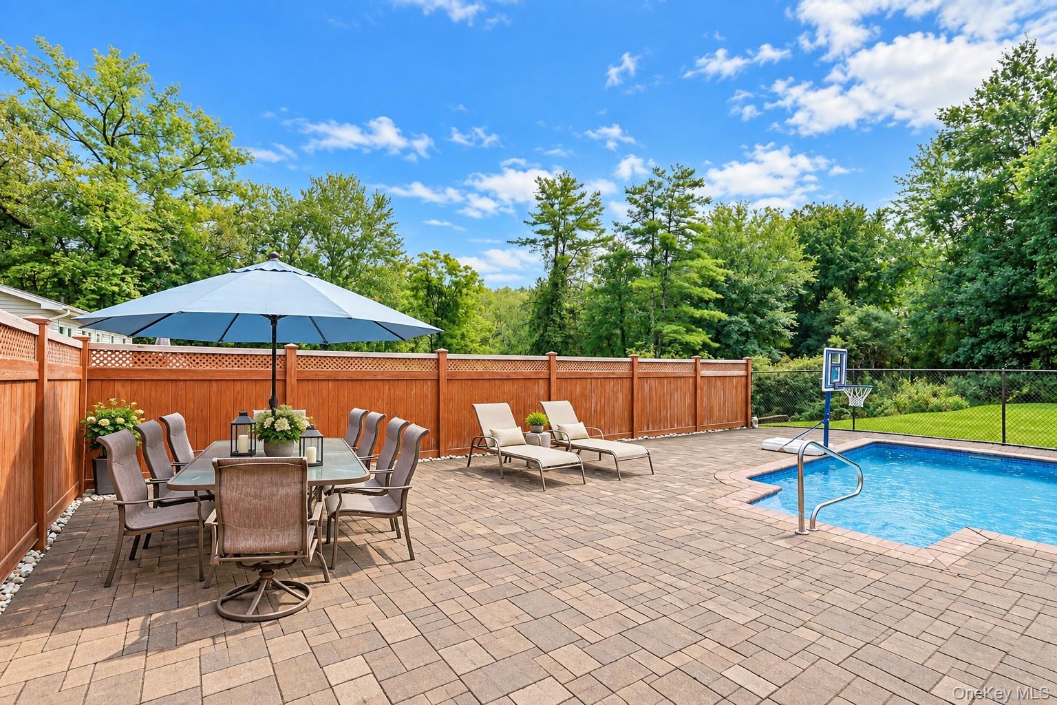 3 Five Oaks Lane – For Sale photo 33