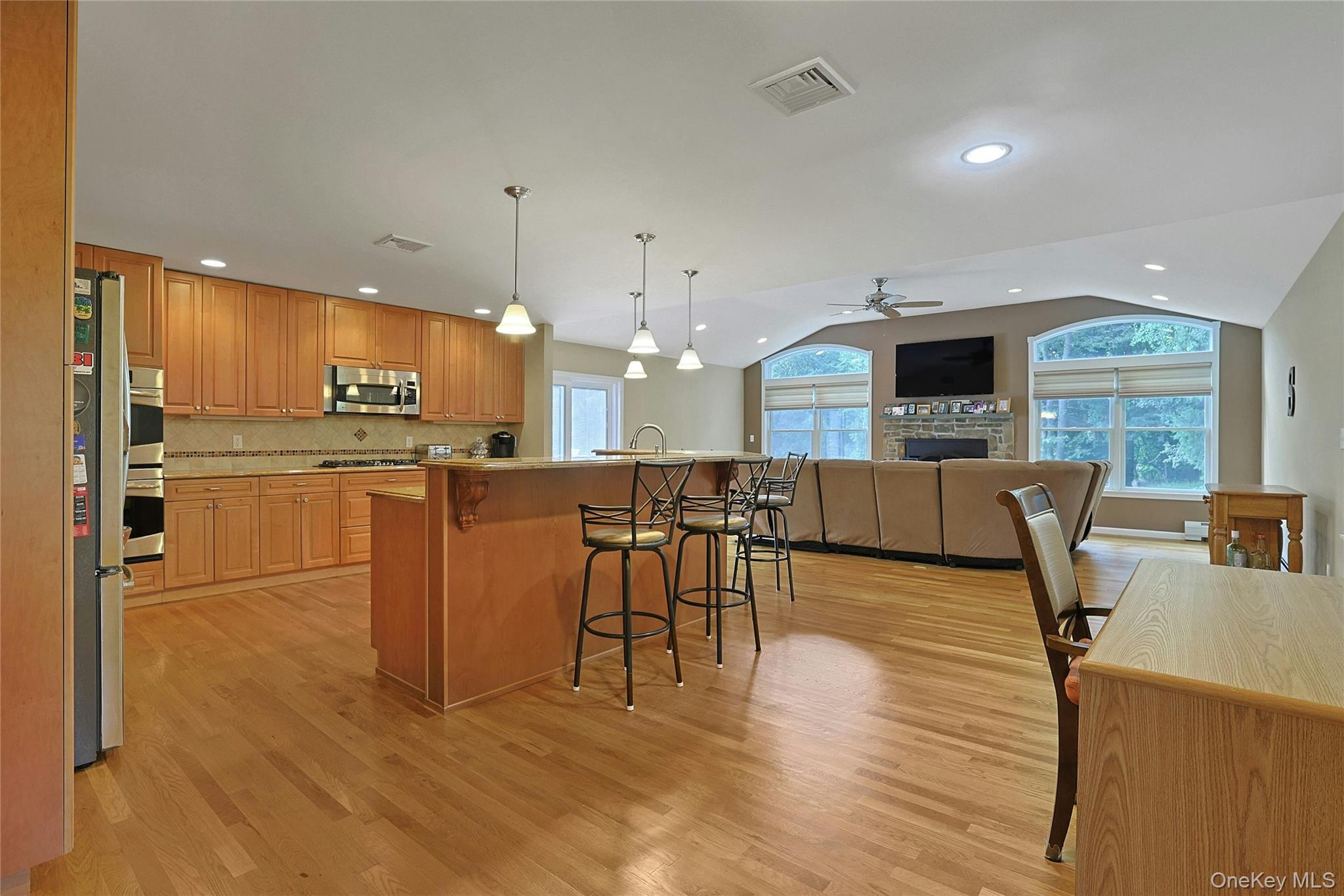 3 Five Oaks Lane – For Sale photo 6