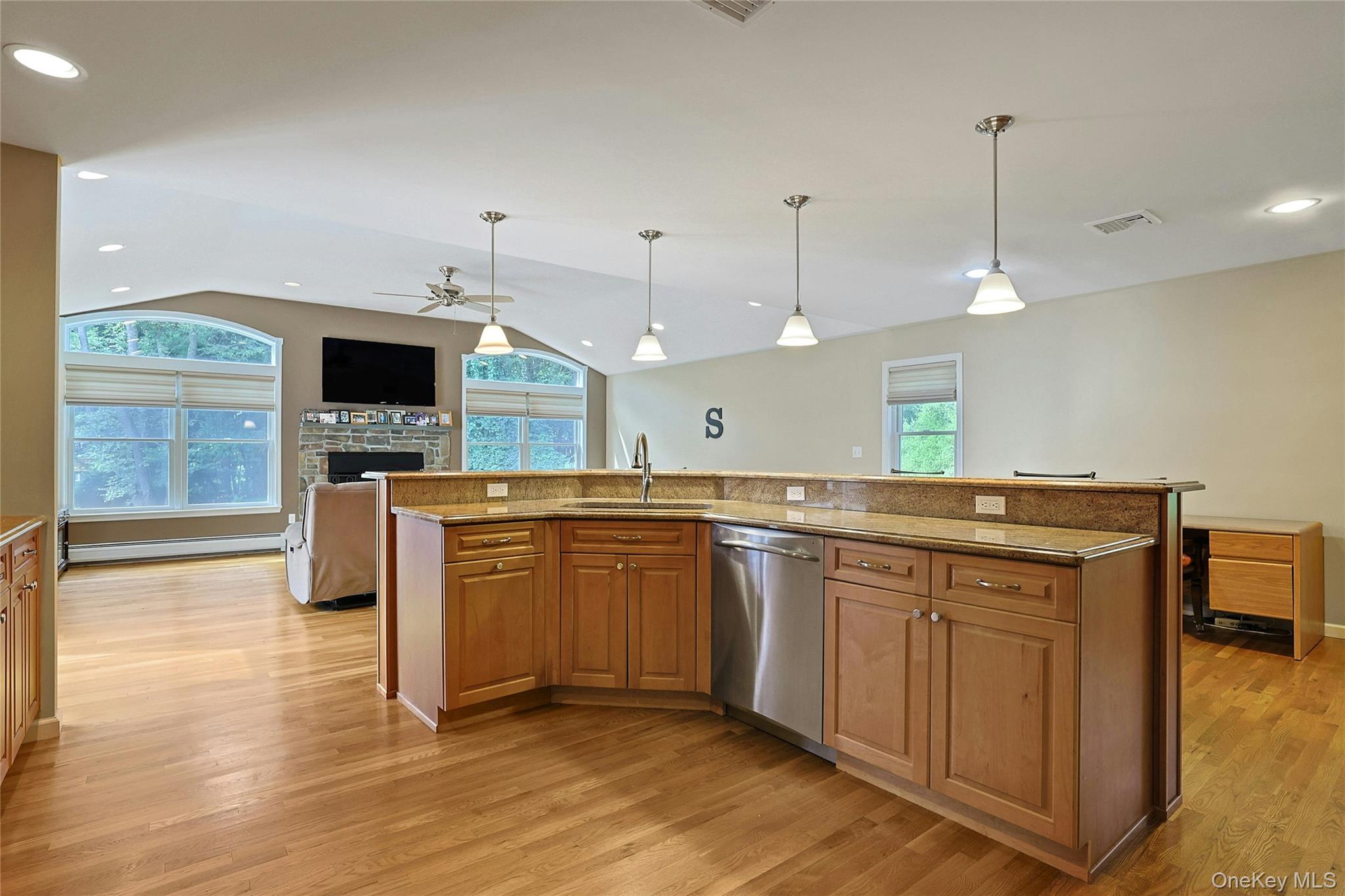 3 Five Oaks Lane – For Sale photo 8