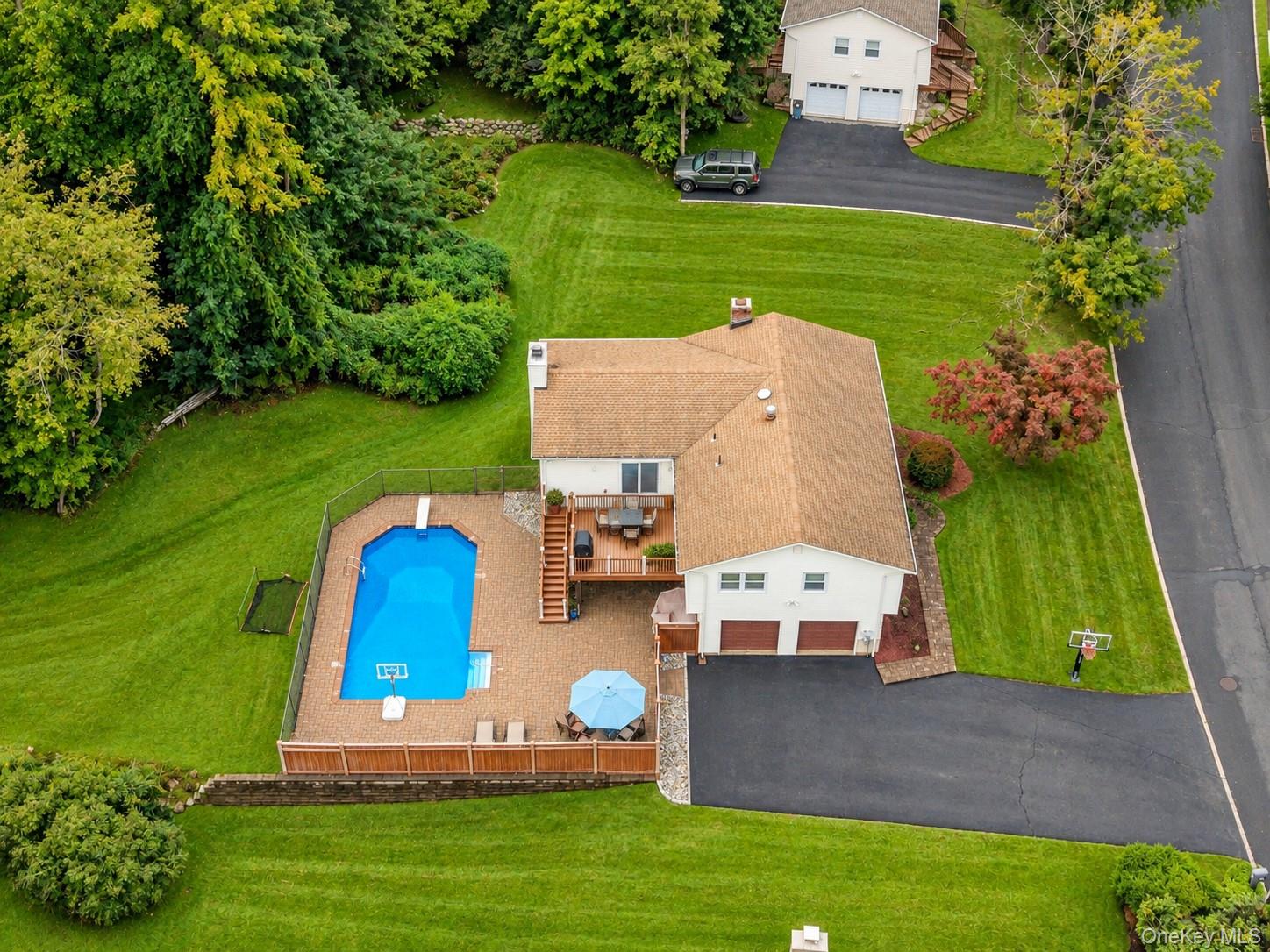 3 Five Oaks Lane – For Sale photo 4