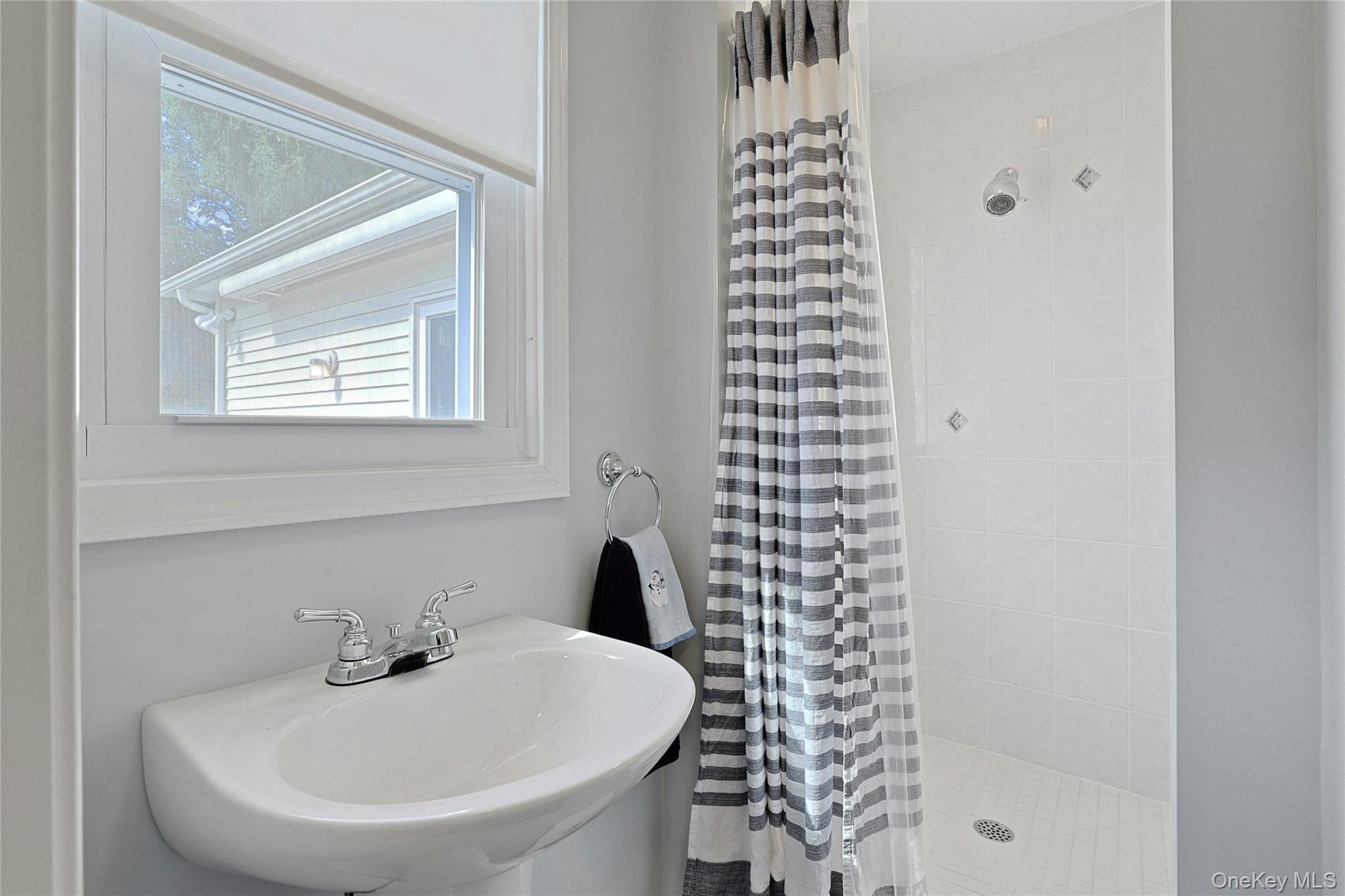 3 Five Oaks Lane – For Sale photo 21