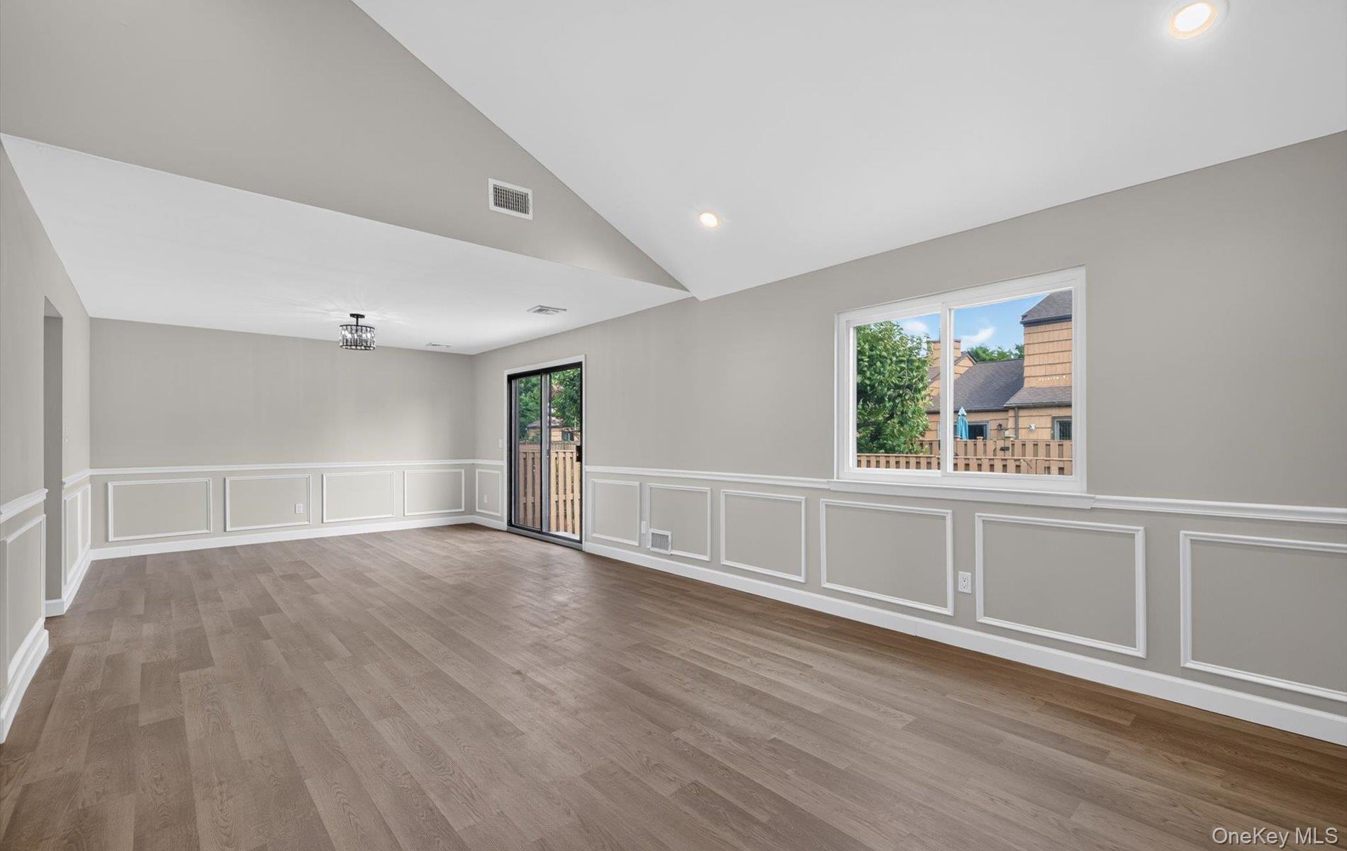 176 Melanie Way – For Sale photo 13