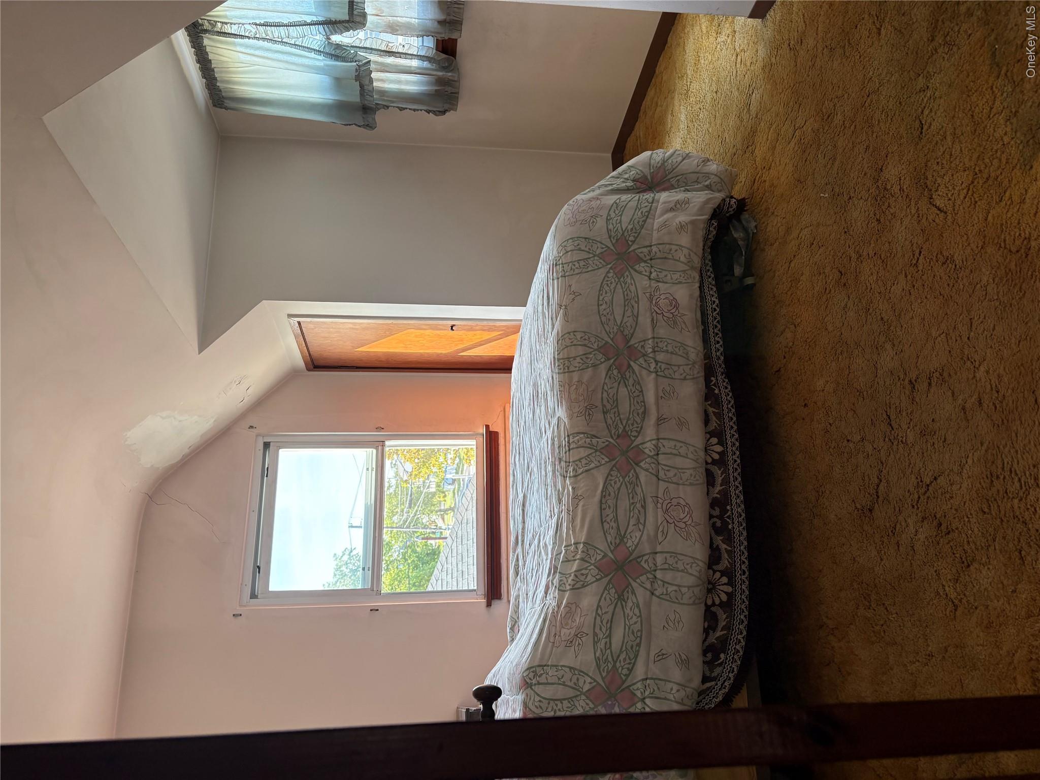 22 E Maple Street – For Sale photo 7