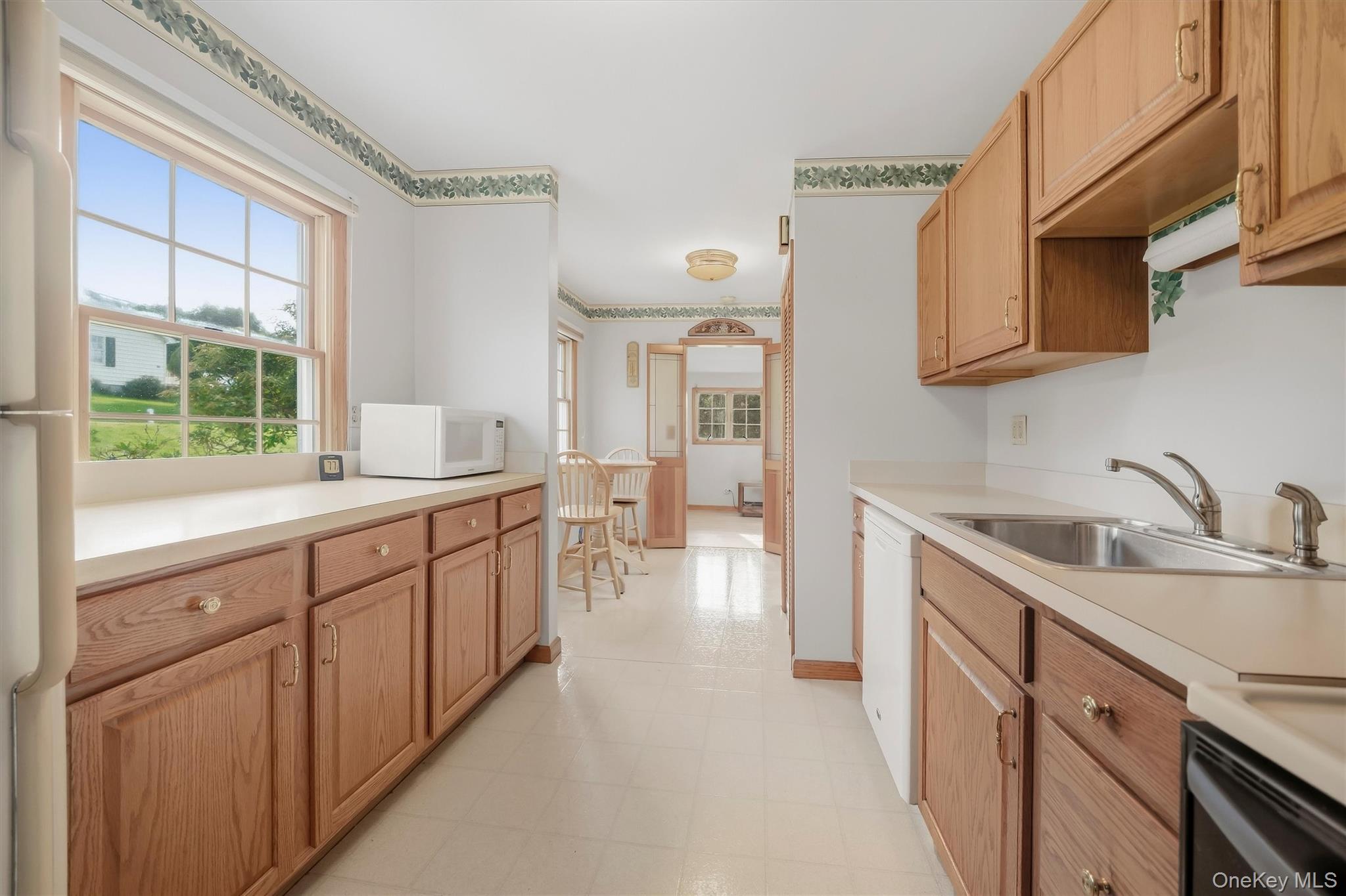 47 Orchard Lake Drive – For Sale photo 4